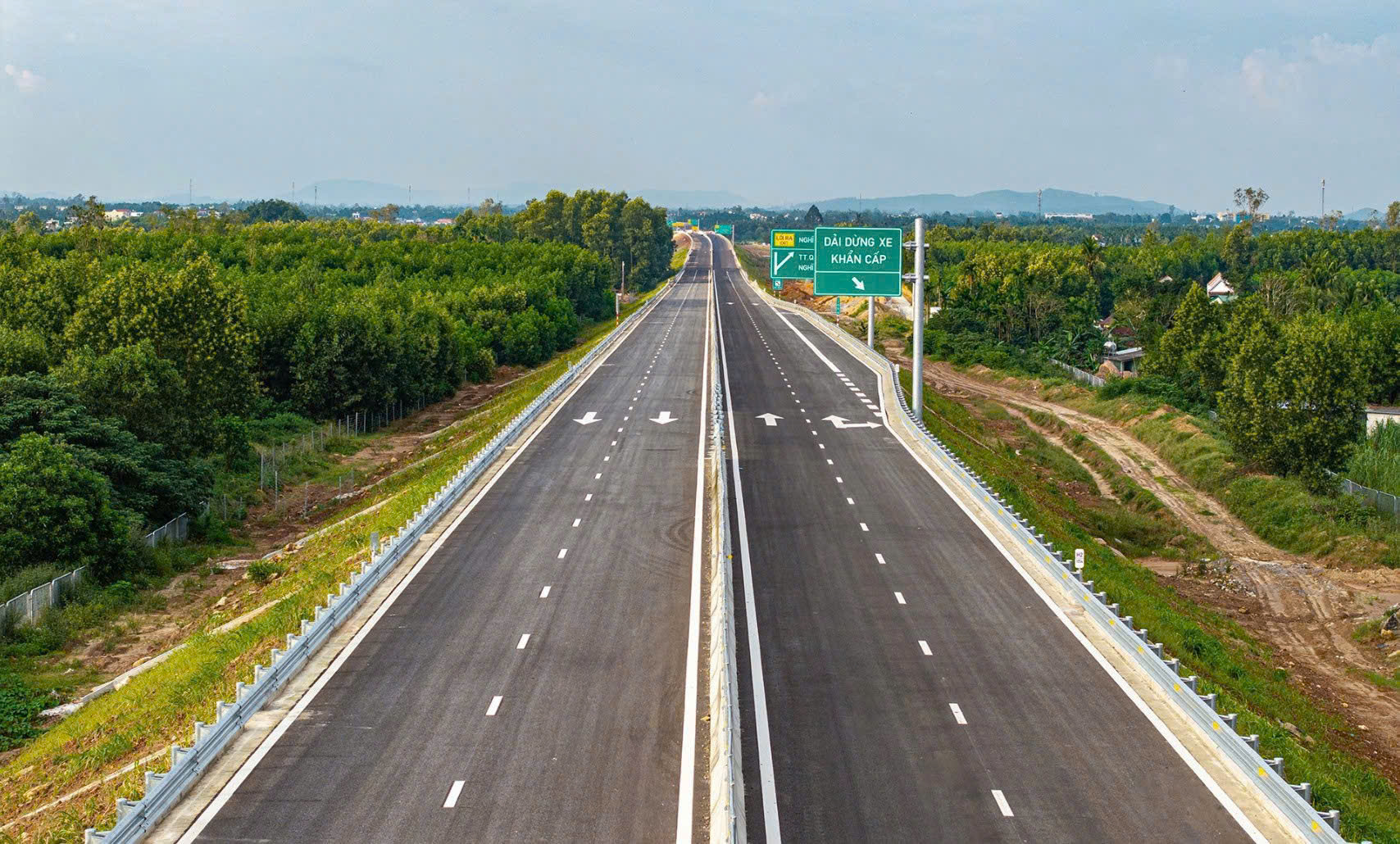Khởi c&ocirc;ng, ho&agrave;n th&agrave;nh 32 dự &aacute;n giao th&ocirc;ng trong năm 2026- Ảnh 1.