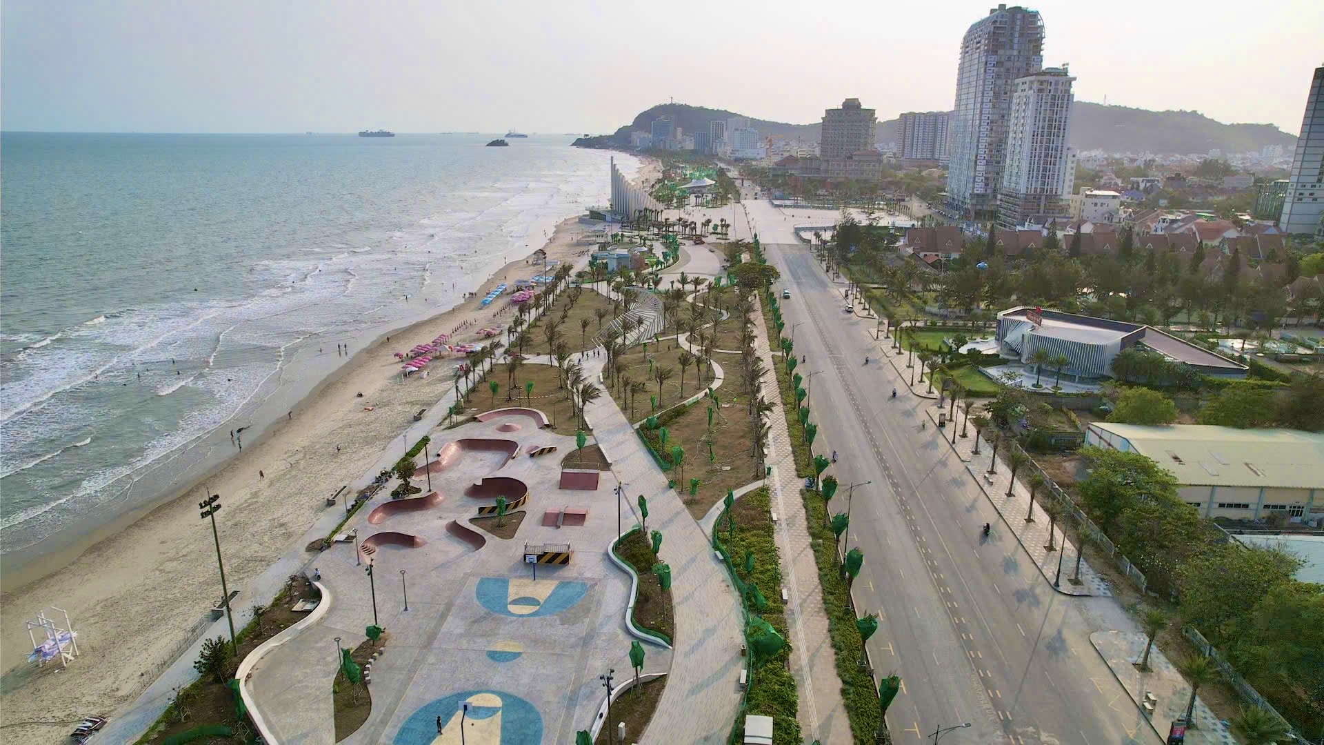 Cá Ông vươn mình - biểu tượng mới làm đẹp diện mạo phố biển Vũng Tàu- Ảnh 5. Cá Ông vươn mình - biểu tượng mới làm đẹp diện mạo phố biển Vũng Tàu- Ảnh 5.