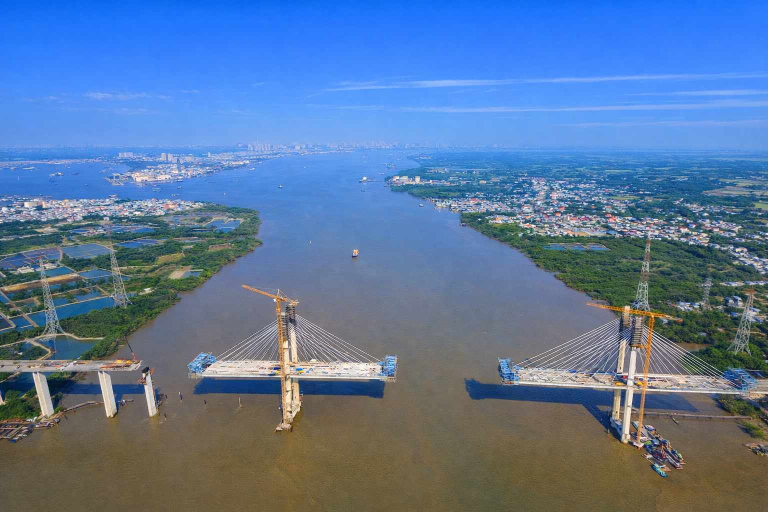 Công nhân bám trụ công trường xuyên Tết, đưa các công trình trọng điểm TP.HCM về đích- Ảnh 17. Công nhân bám trụ công trường xuyên Tết, đưa các công trình trọng điểm TP.HCM về đích- Ảnh 17.