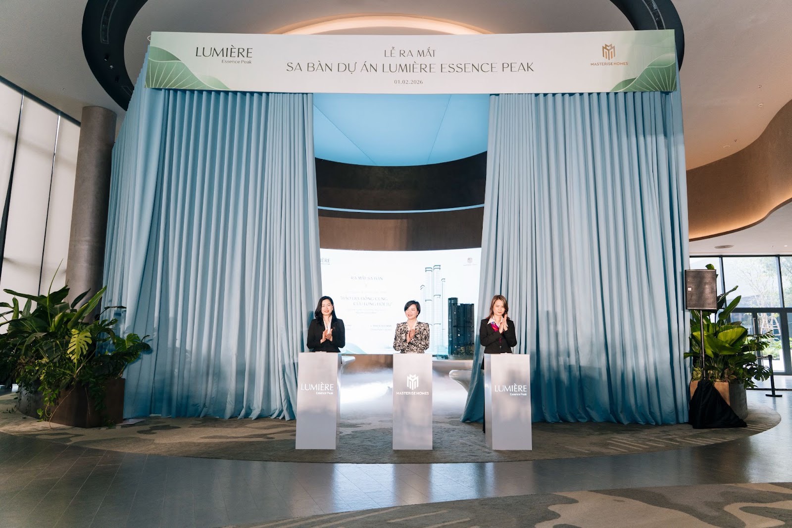 LUMI&Egrave;RE Essence Peak ch&iacute;nh thức ra mắt sa b&agrave;n dự &aacute;n c&ugrave;ng buổi tr&ograve; chuyện về thời vận 2026- Ảnh 2.