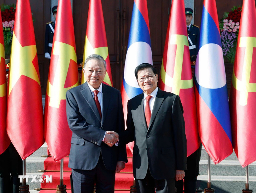 Sớm hiện thực hoá mục tiêu gắn kết chiến lược Việt Nam - Lào- Ảnh 1. Sớm hiện thực hoá mục tiêu gắn kết chiến lược Việt Nam - Lào- Ảnh 1.