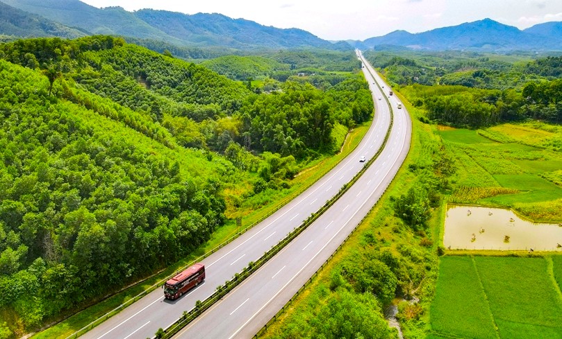 Bộ X&acirc;y dựng phản hồi đề xuất l&agrave;m cao tốc Sơn La - L&agrave;o Cai- Ảnh 1.