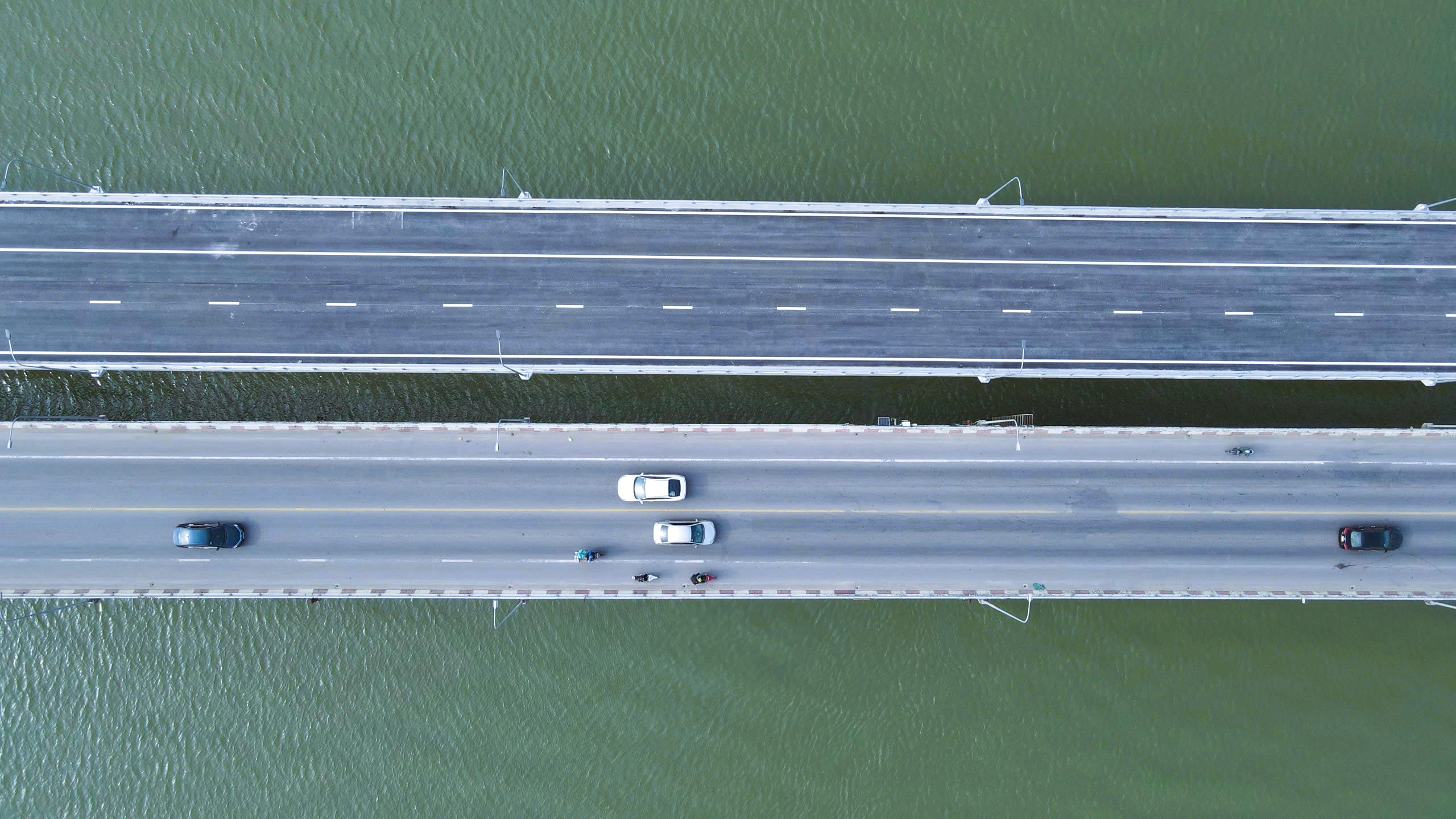 Ho&agrave;n th&agrave;nh mở rộng hai cầu tr&ecirc;n quốc lộ 1 qua Quảng Trị, x&oacute;a điểm nghẽn lưu th&ocirc;ng dịp Tết- Ảnh 4.