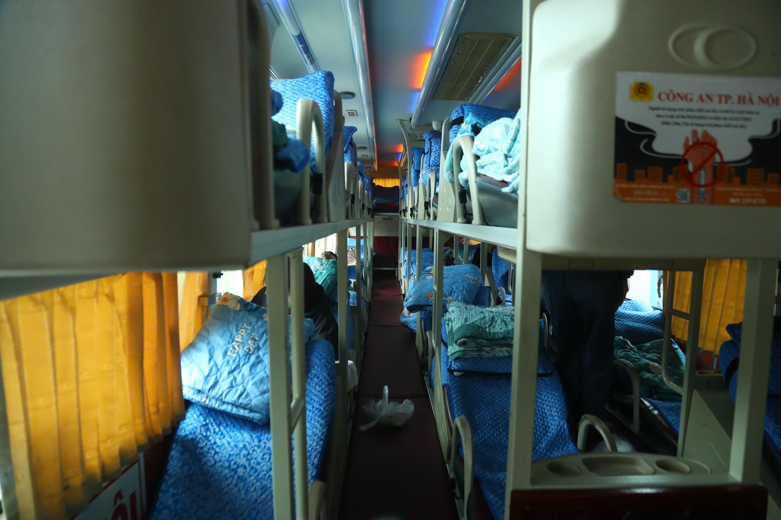 Cao điểm Tết cận kề, c&aacute;c bến xe Thủ đ&ocirc; tăng cường h&agrave;ng ngh&igrave;n lượt xe- Ảnh 13.