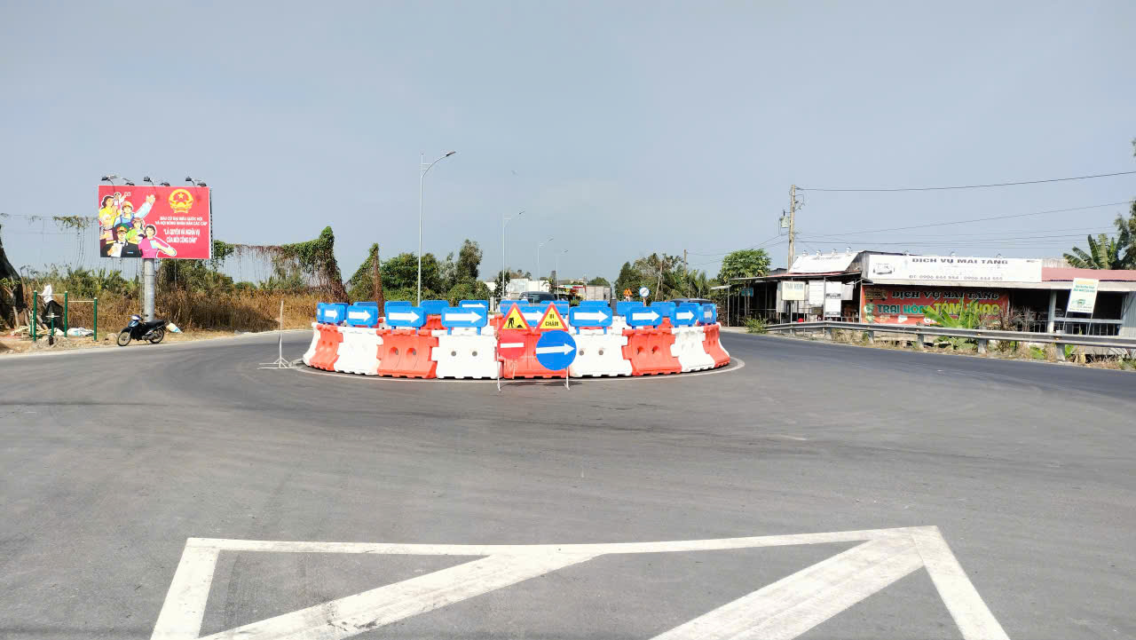 Thông xe cây cầu cuối cùng trên tuyến ĐT844 ở Đồng Tháp- Ảnh 3. Thông xe cây cầu cuối cùng trên tuyến ĐT844 ở Đồng Tháp- Ảnh 3.