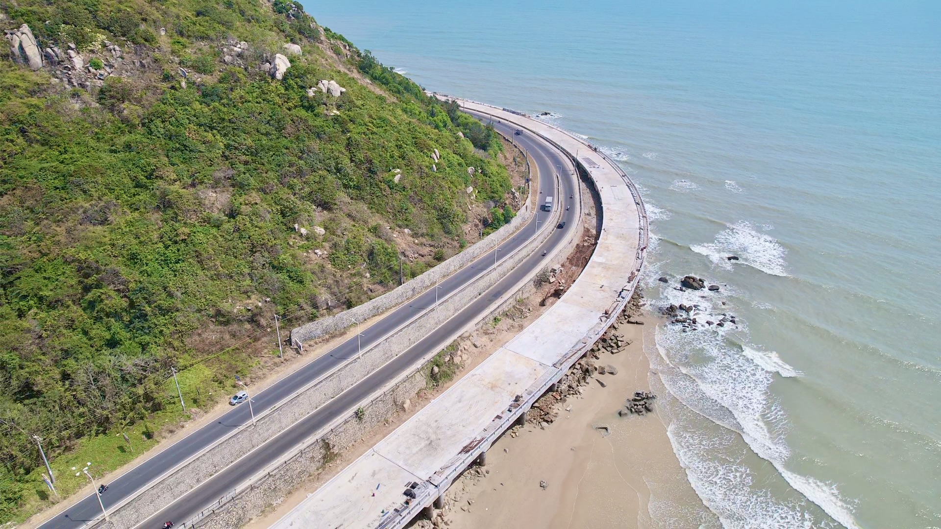 Gần 77km đại lộ ven biển Vũng Tàu - Bình Thuận dần thay "áo mới"- Ảnh 19. Gần 77km đại lộ ven biển Vũng Tàu - Bình Thuận dần thay "áo mới"- Ảnh 19.