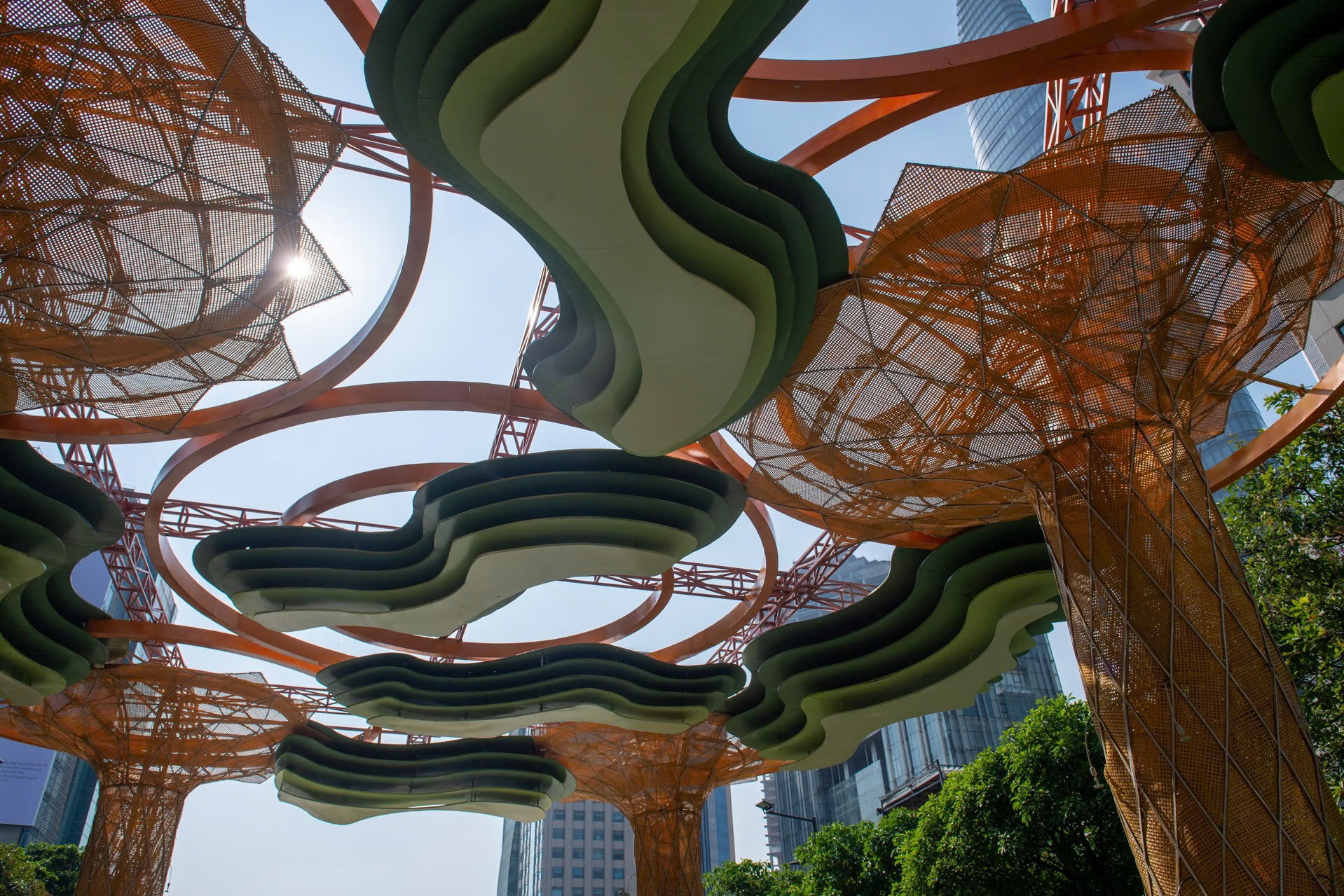 Ngựa Th&aacute;nh Gi&oacute;ng đ&atilde; &ldquo;cất v&oacute;&rdquo; giữa đường hoa Nguyễn Huệ- Ảnh 22.