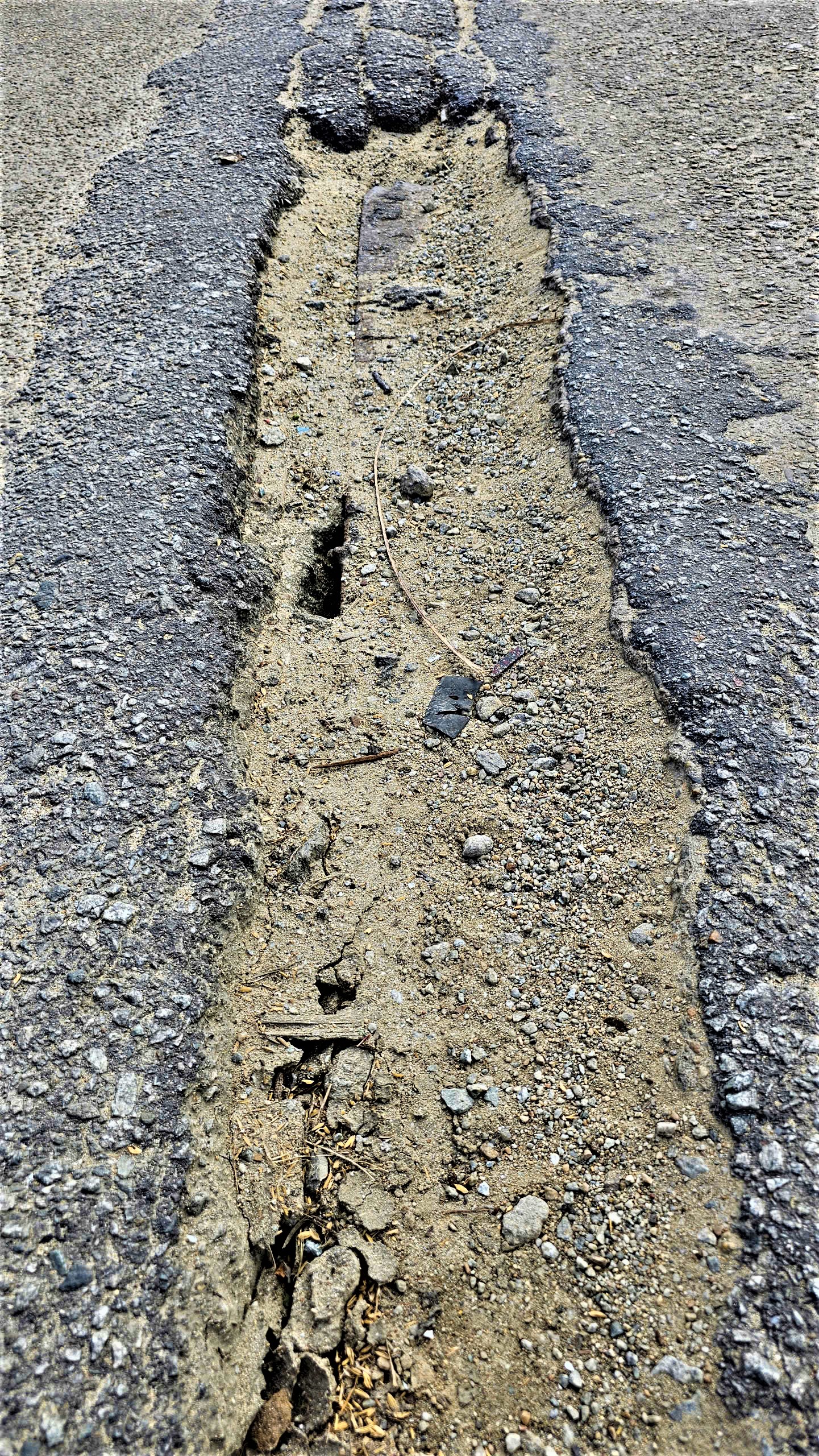 Cận cảnh cầu Thanh H&agrave; xuống cấp, sắp được x&acirc;y mới ở Huế- Ảnh 9.