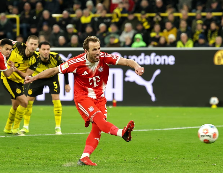 Ngược d&ograve;ng hạ Dortmund, Bayern Munich củng cố vững chắc vị tr&iacute; dẫn đầu- Ảnh 2.