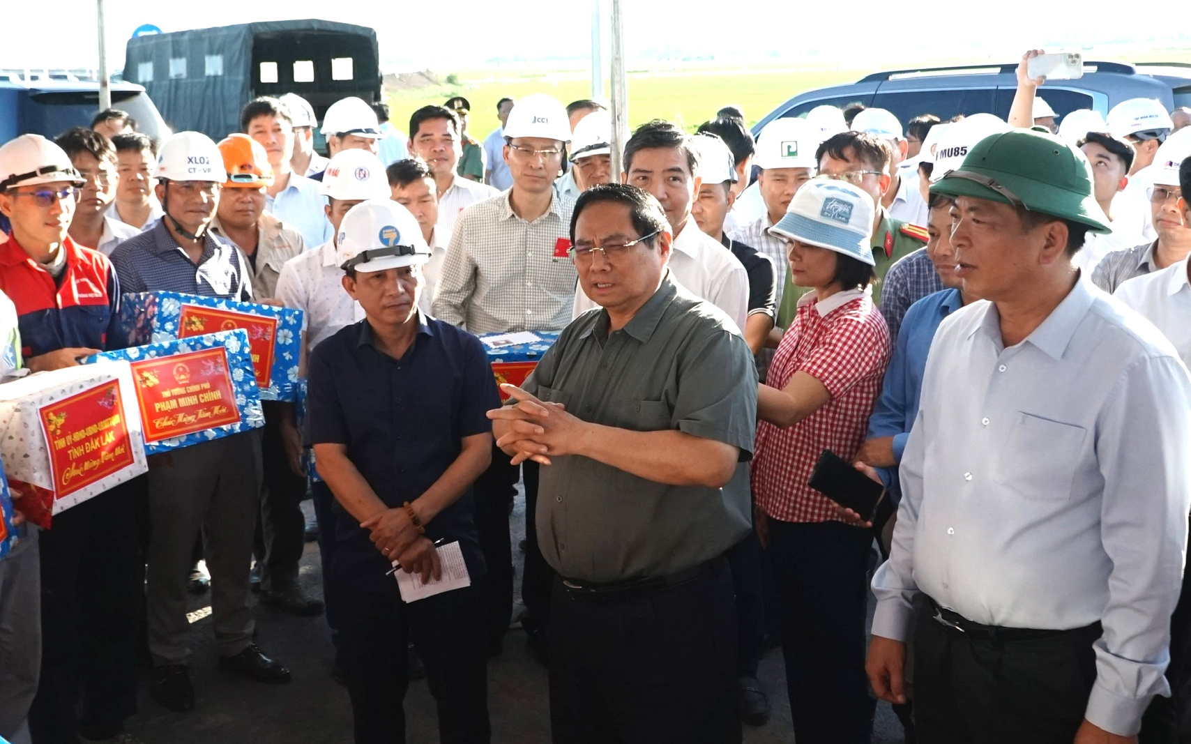 Cao tốc mở rộng không gian phát triển mới cho miền Trung - Tây Nguyên- Ảnh 6. Phấn đấu hoàn thành cao tốc Chí Thạnh - Vân Phong trong tháng 3