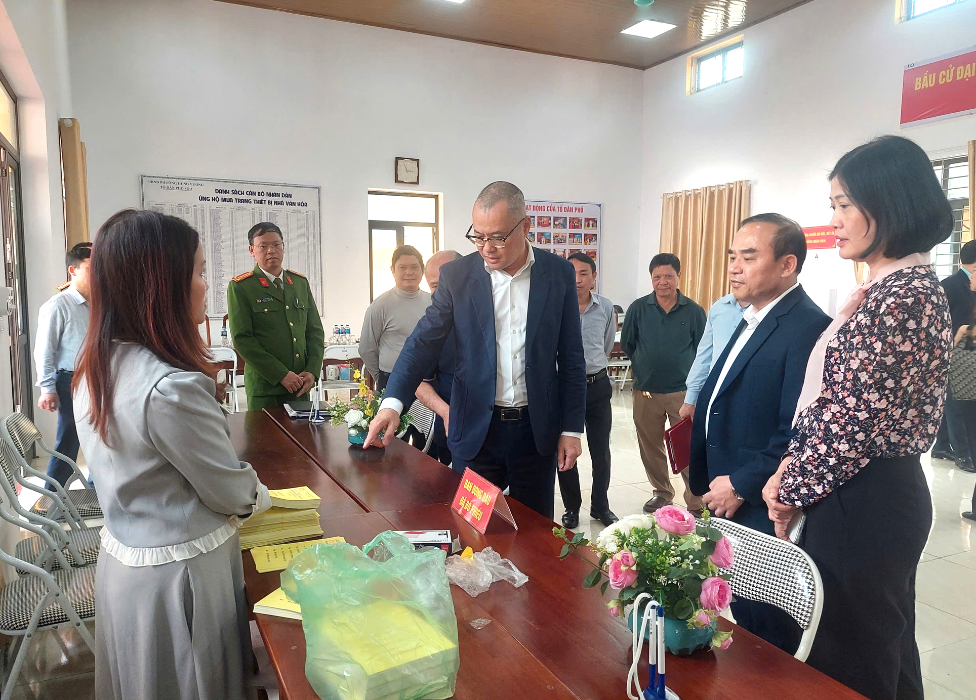 Ph&uacute; Thọ tăng cường kiểm tra c&ocirc;ng t&aacute;c chuẩn bị bầu cử Quốc hội v&agrave; HĐND c&aacute;c cấp- Ảnh 1.