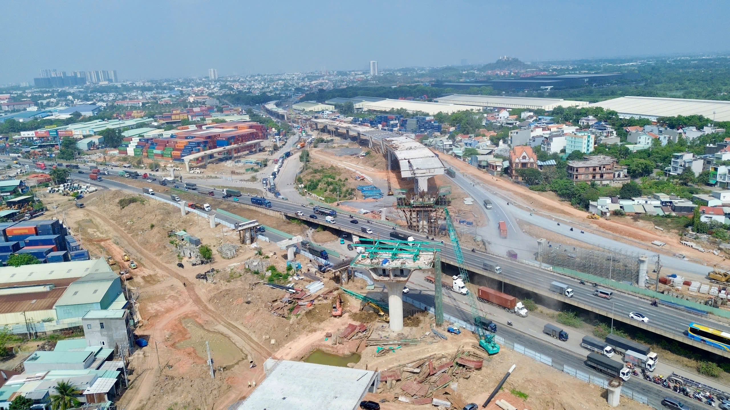 Thiếu vật liệu, TP.HCM t&iacute;nh tăng độ s&acirc;u khai th&aacute;c mỏ đ&aacute;- Ảnh 3.