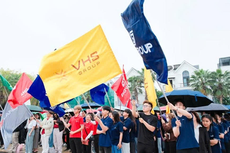 VHS Group đồng h&agrave;nh c&ugrave;ng Roadshow Vinhomes Green Paradise lan tỏa sức sống xanh triệu năm- Ảnh 1.