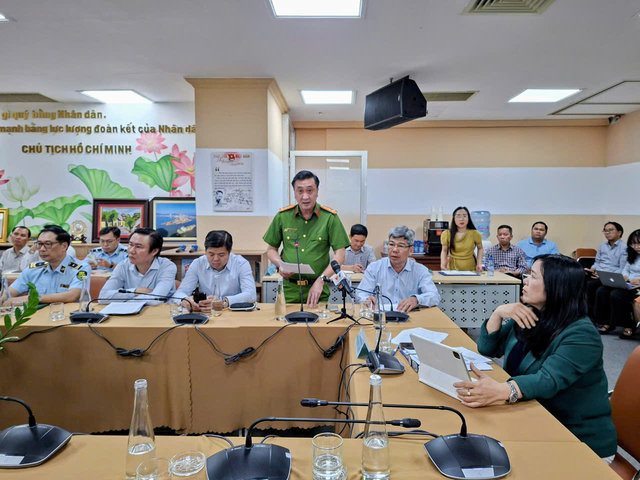 TP.HCM: Sức mua xăng dầu tăng mạnh, doanh nghiệp tăng tốc điều phối nguồn cung- Ảnh 1.