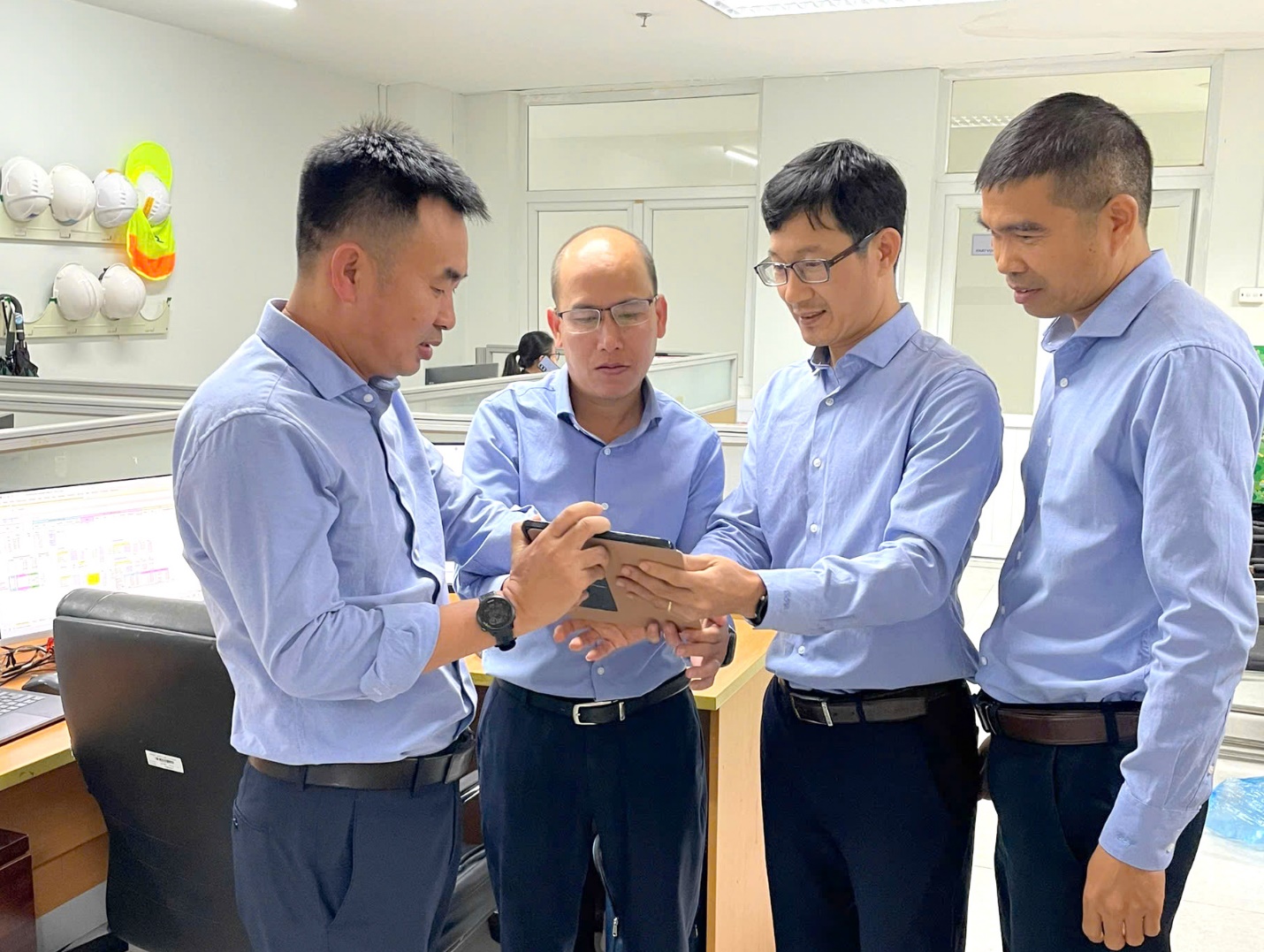 Gi&aacute; trị &ldquo;triệu đ&ocirc;&rdquo; của những s&aacute;ng kiến về dầu th&ocirc; v&agrave; tiết kiệm năng lượng ở NMLD Dung Quất- Ảnh 1.