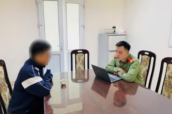 Th&ocirc;ng tin sai sự thật tăng gi&aacute; xăng, một c&aacute; nh&acirc;n bị phạt 7,5 triệu đồng- Ảnh 1.