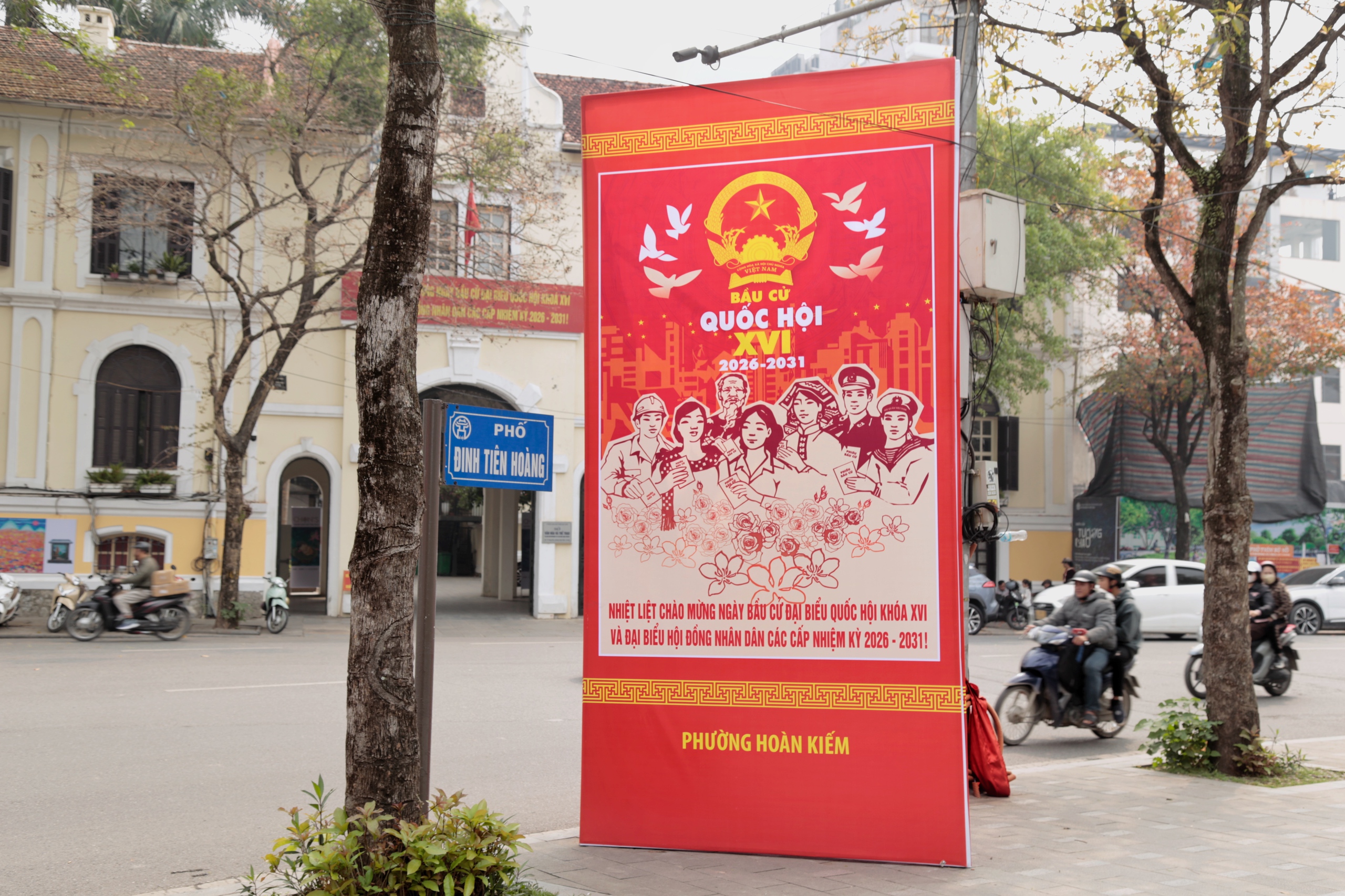 H&agrave; Nội rực rỡ sắc m&agrave;u, sẵn s&agrave;ng cho &ldquo;Ng&agrave;y hội của to&agrave;n d&acirc;n&rdquo;- Ảnh 5.