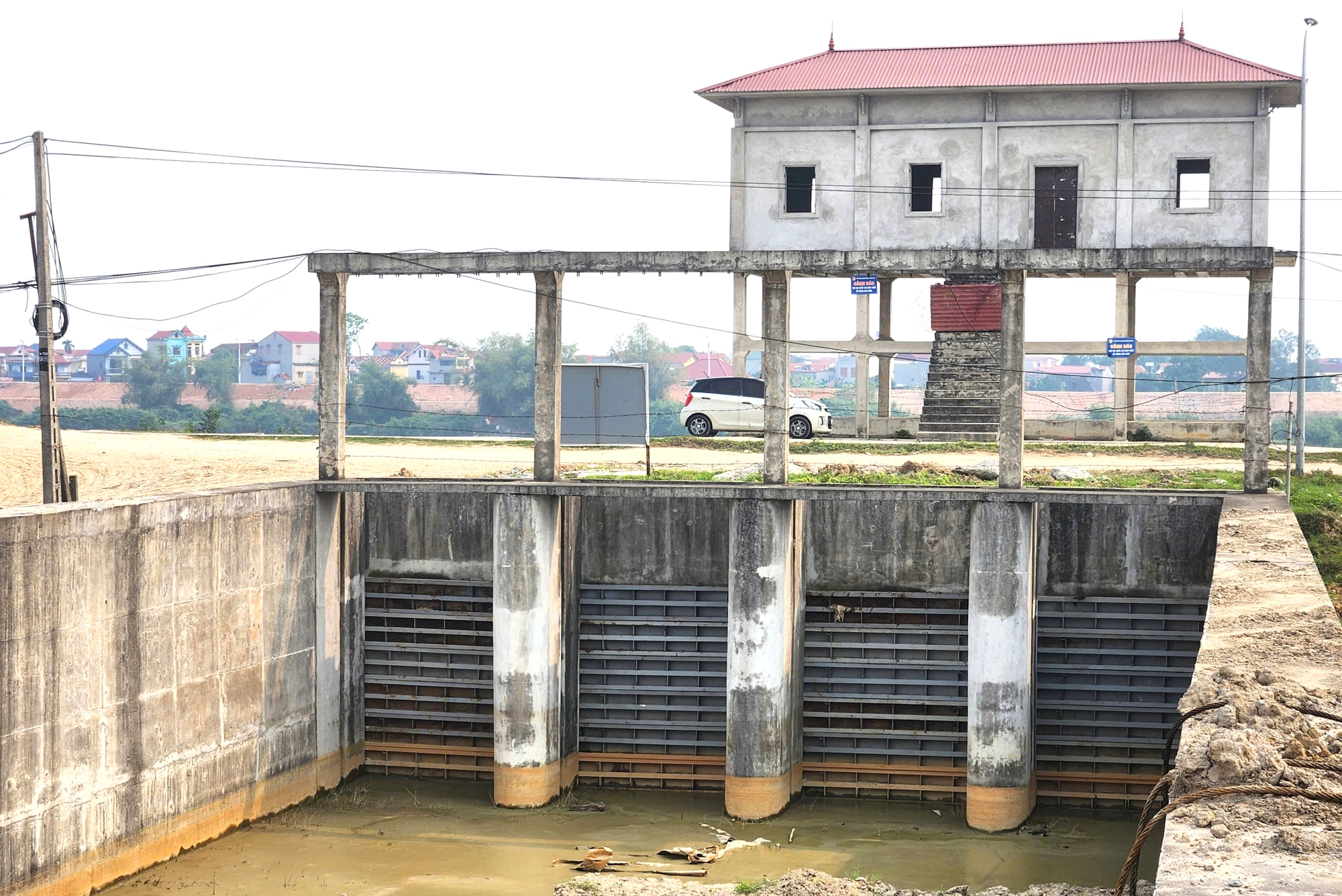 Trạm bơm trăm tỷ đồng thi c&ocirc;ng gần một thập kỷ ở Bắc Ninh bao giờ về đ&iacute;ch?- Ảnh 11.