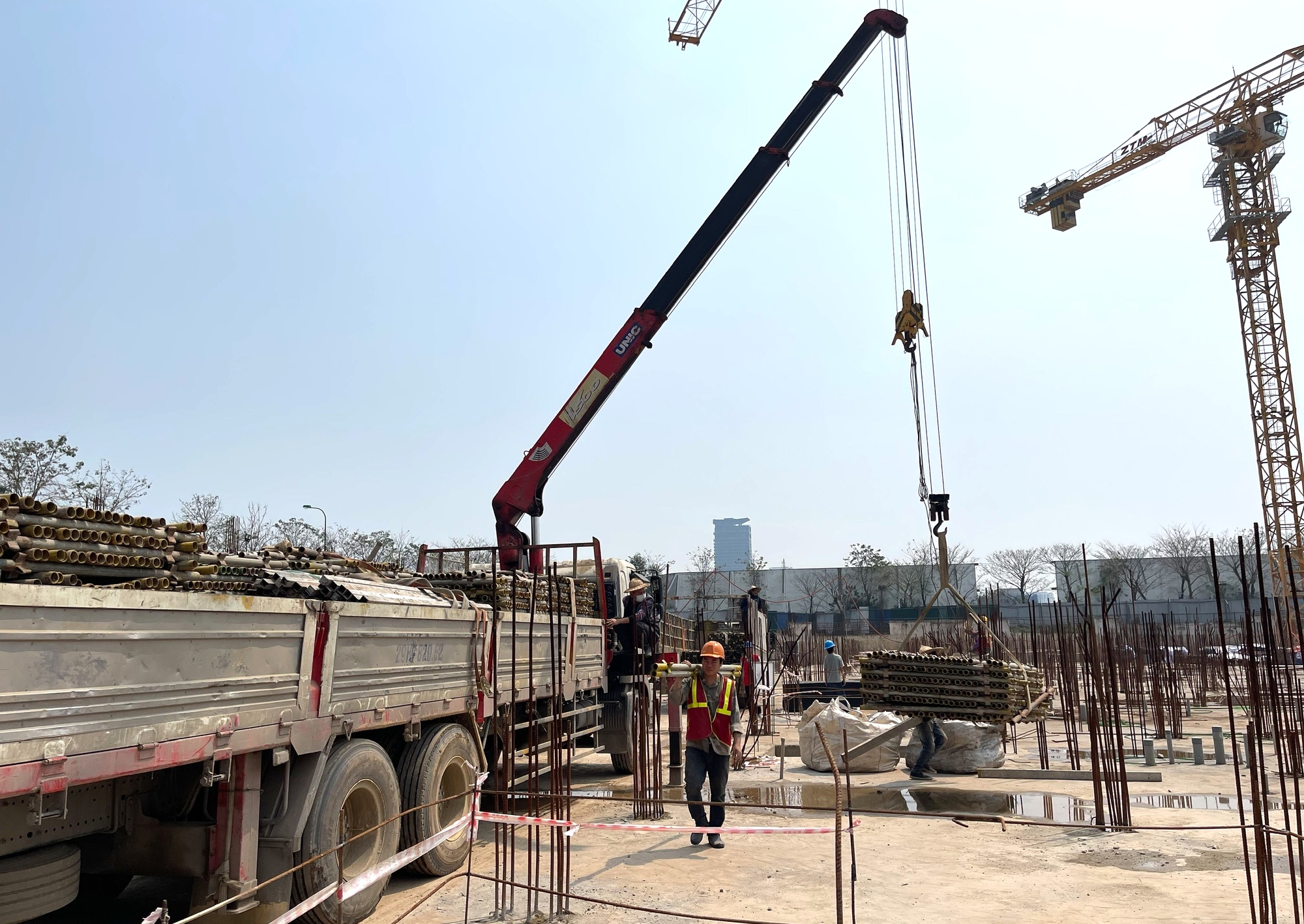 Quy định cấp ph&eacute;p x&acirc;y dựng tối đa 10 ng&agrave;y đối với c&ocirc;ng tr&igrave;nh, 7 ng&agrave;y với nh&agrave; ở ri&ecirc;ng lẻ- Ảnh 2.