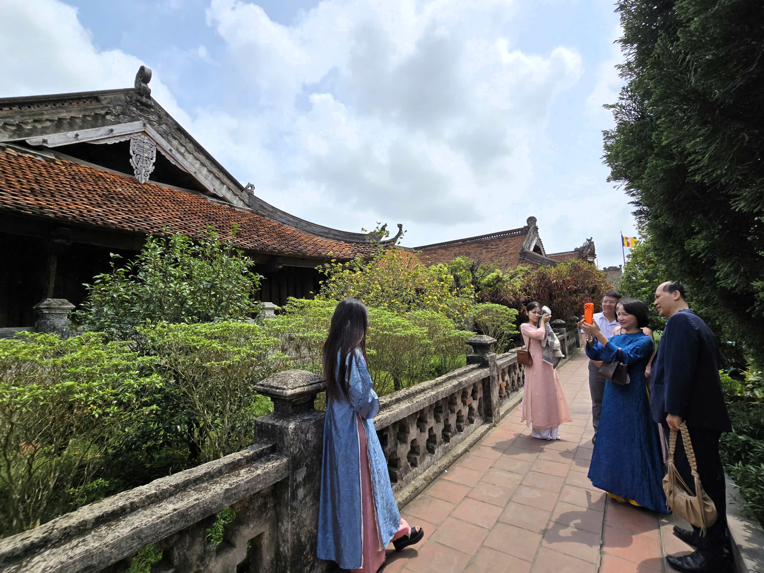 Ch&ugrave;a Keo (Hưng Y&ecirc;n): C&ocirc;ng tr&igrave;nh kiến tr&uacute;c gỗ cổ với kh&ocirc;ng gian &ldquo;ch&ugrave;a - đ&igrave;nh - đền&rdquo; độc đ&aacute;o- Ảnh 33.