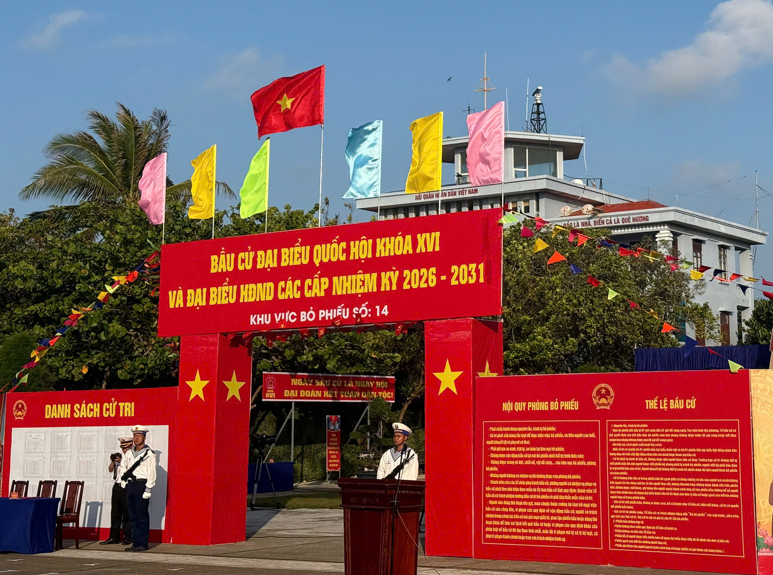 Tưng bừng Ng&agrave;y hội non s&ocirc;ng tr&ecirc;n đảo Trường Sa- Ảnh 2.