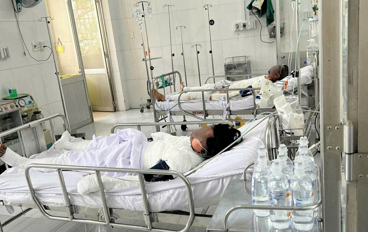 Ch&aacute;y nh&agrave; trong đ&ecirc;m ở L&acirc;m Đồng, vợ chồng bị bỏng nặng- Ảnh 1.