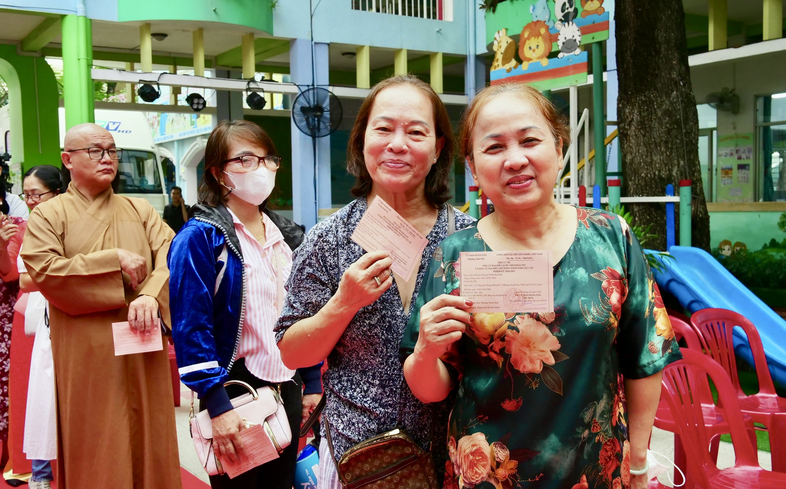 Tỷ lệ cử tri đi bầu cử ở TP.HCM đạt 96,67%- Ảnh 1.