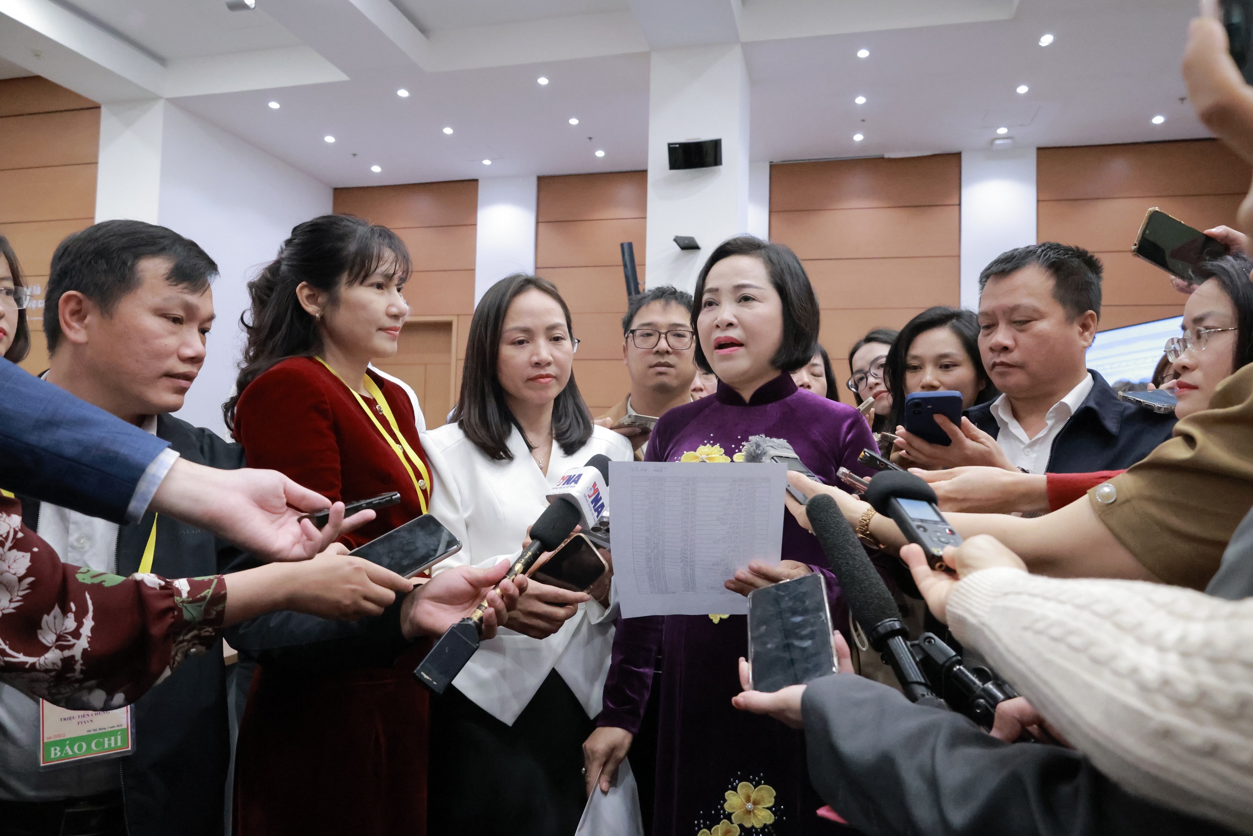 Đến đầu giờ chiều 15/3, đ&atilde; c&oacute; gần 62 triệu cử tri đi bỏ phiếu- Ảnh 2.