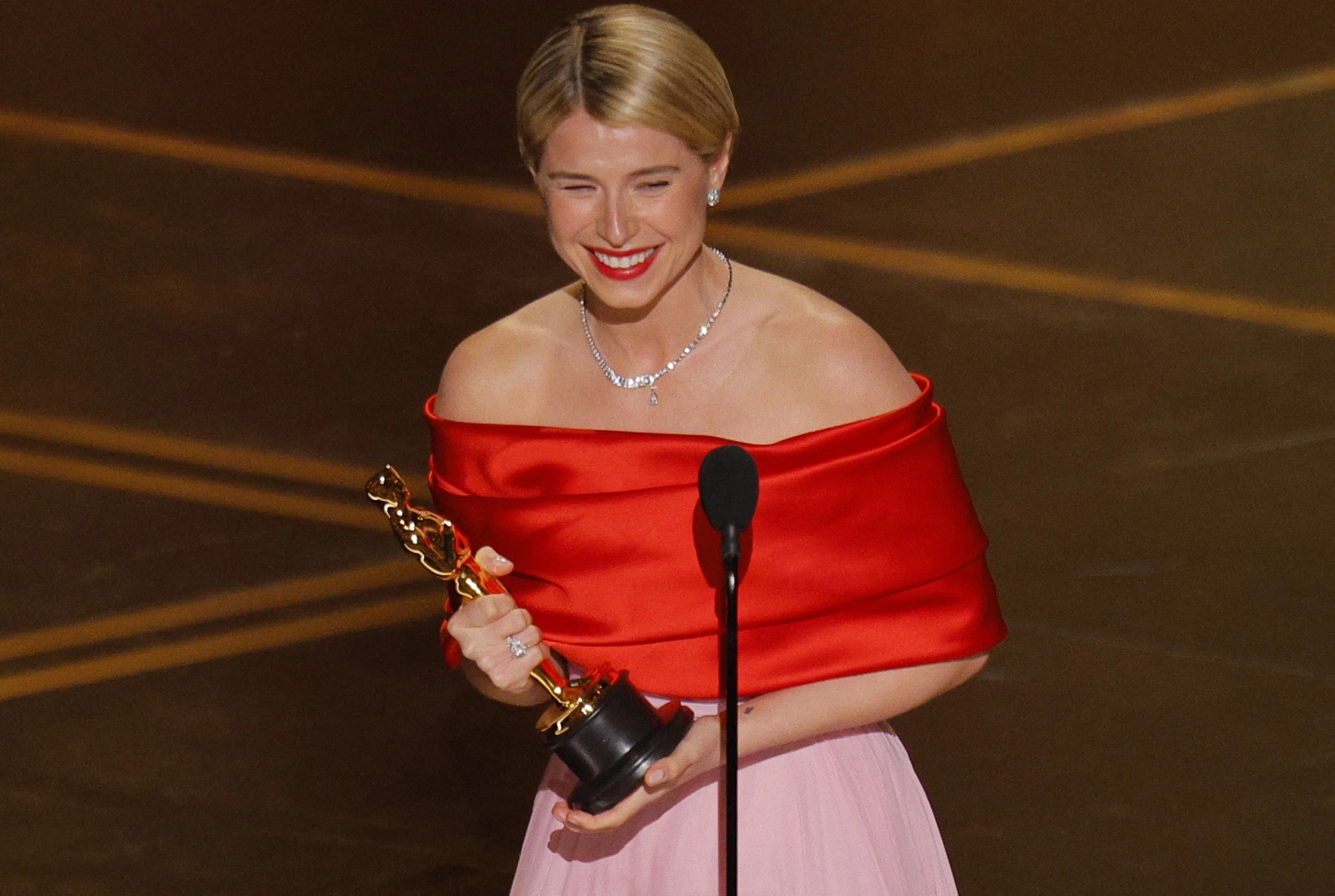 Kết quả Oscar 2026: Leonardo DiCaprio trắng tay d&ugrave; "One battle after another" đại thắng- Ảnh 7.
