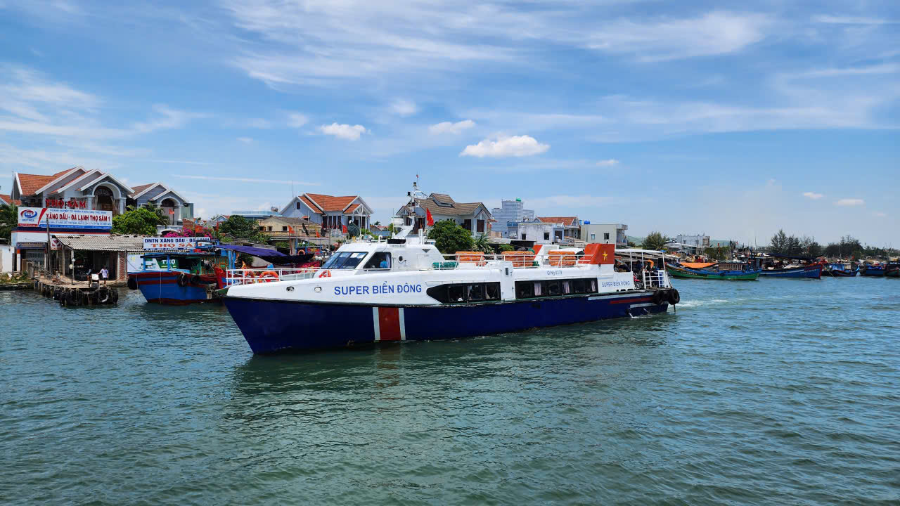 Vận h&agrave;nh t&agrave;u thủy Sa Kỳ - L&yacute; Sơn: Phải cạnh tranh l&agrave;nh mạnh v&agrave; đảm bảo an to&agrave;n- Ảnh 2.