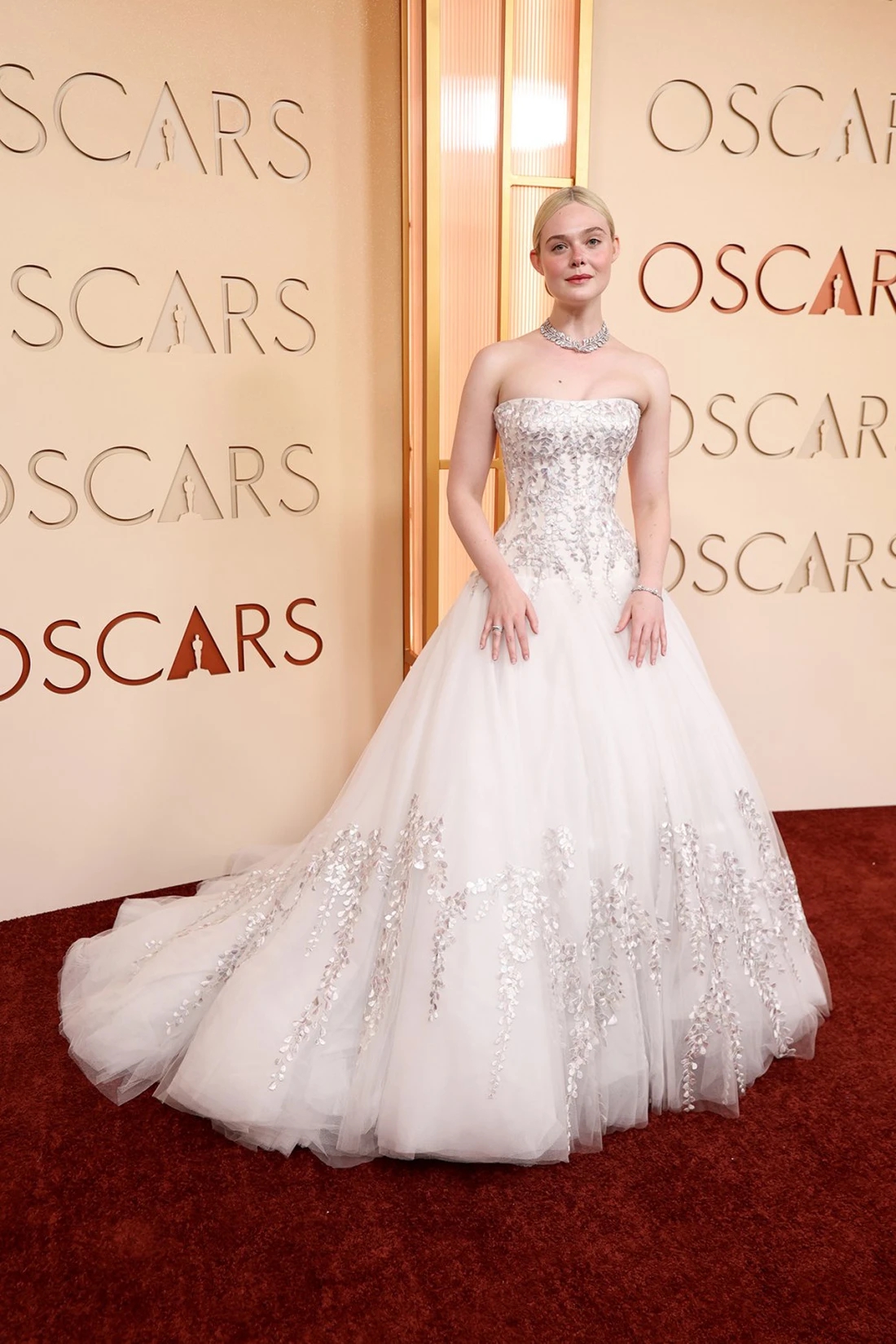 T&agrave;i tử, giai nh&acirc;n khoe sắc tr&ecirc;n thảm đỏ Lễ trao giải Oscar 2026- Ảnh 2.