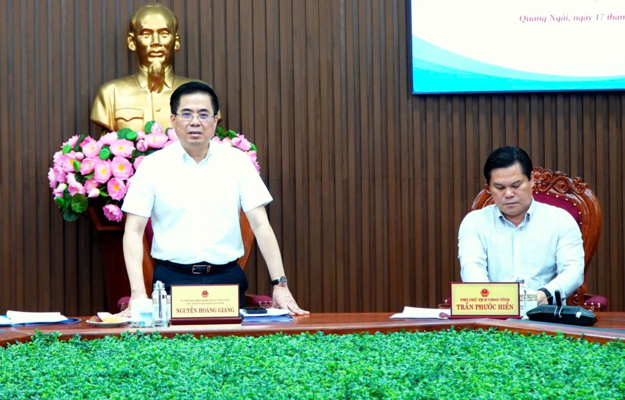 Quảng Ngãi: Chi hơn 45.000 tỷ đồng đầu tư công, ưu tiên dự án giao thông động lực- Ảnh 3. Quảng Ngãi: Chi hơn 45.000 tỷ đồng đầu tư công, ưu tiên dự án giao thông động lực- Ảnh 3.