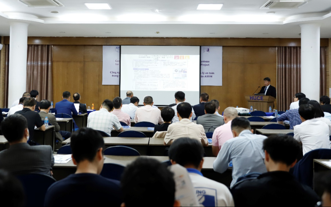 Thiết lập chuẩn mực mới về an toàn thi công hạ tầng tại Việt Nam- Ảnh 3. Thiết lập chuẩn mực mới về an toàn thi công hạ tầng tại Việt Nam- Ảnh 3.