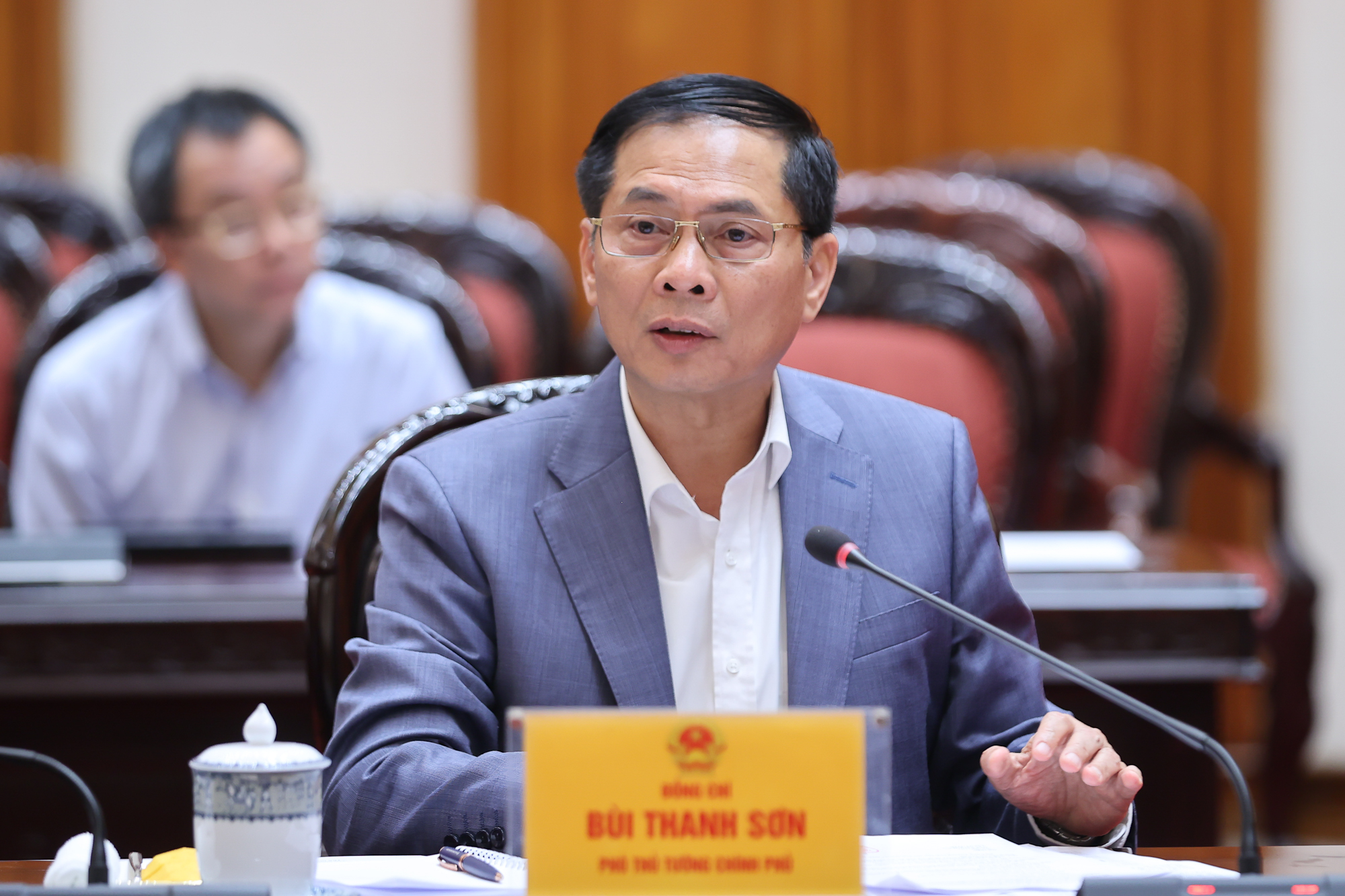 Thủ tướng: Mở rộng đối tượng, n&acirc;ng mức thu nhập được thụ hưởng nh&agrave; ở x&atilde; hội- Ảnh 4.