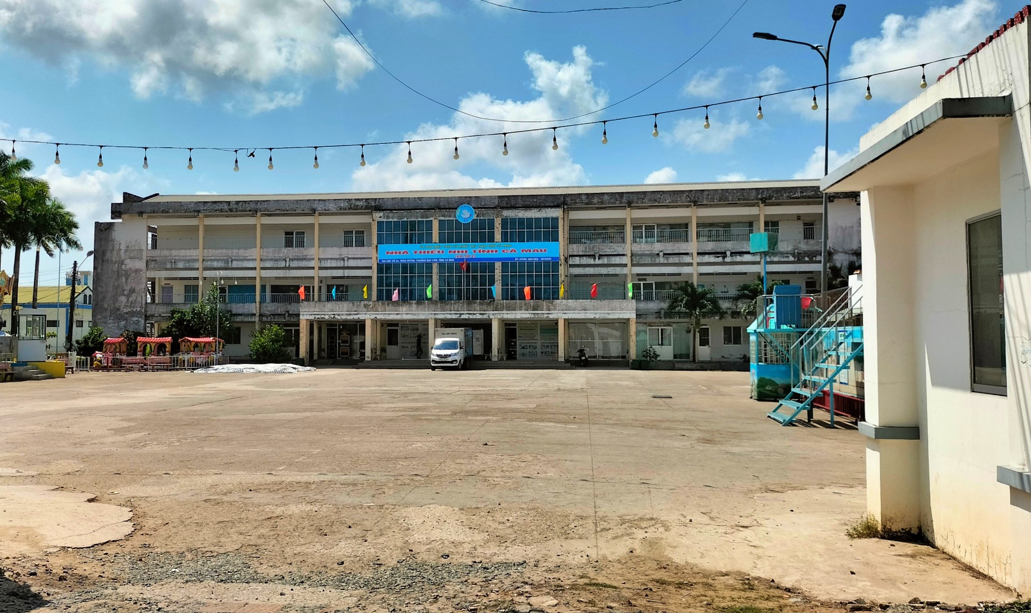 Nh&agrave; thiếu nhi ở C&agrave; Mau xuống cấp sau hơn 10 năm sử dụng- Ảnh 1.