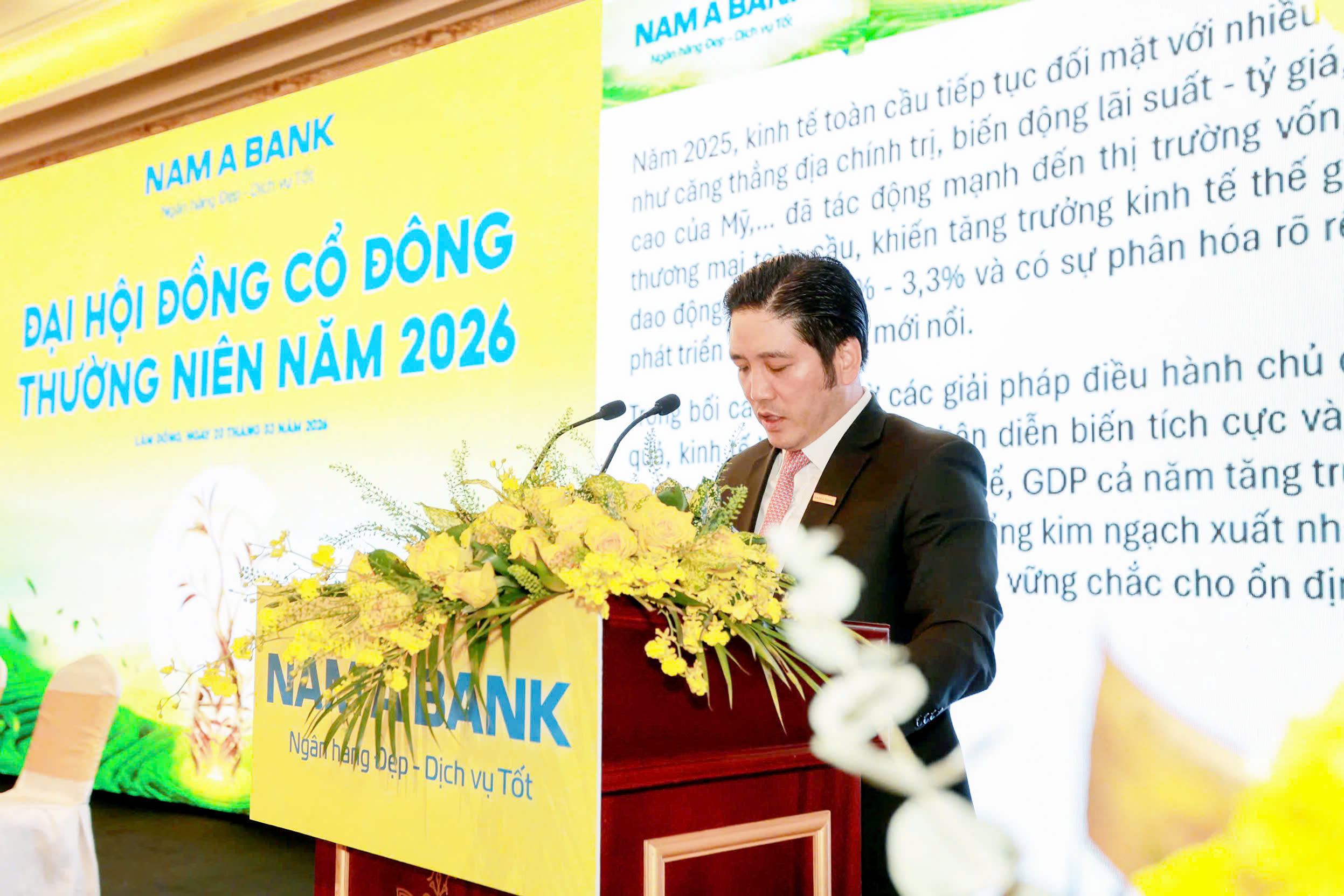 Nam A Bank tổ chức th&agrave;nh c&ocirc;ng ĐHĐCĐ 2026: Sẵn s&agrave;ng cho kỷ nguy&ecirc;n tăng trưởng mới- Ảnh 2.