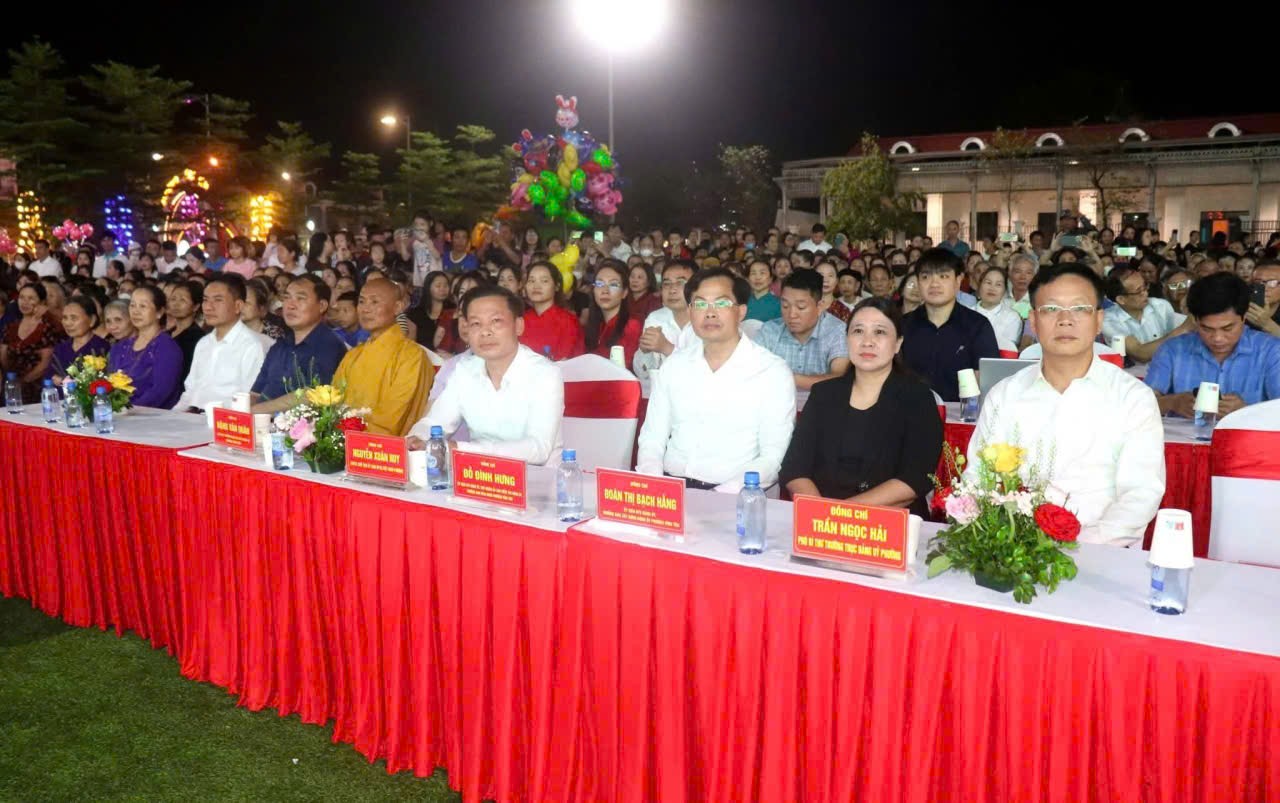 Ph&uacute; Thọ: S&ocirc;i nổi chương tr&igrave;nh nghệ thuật "Ng&agrave;y hội non s&ocirc;ng"- Ảnh 3.