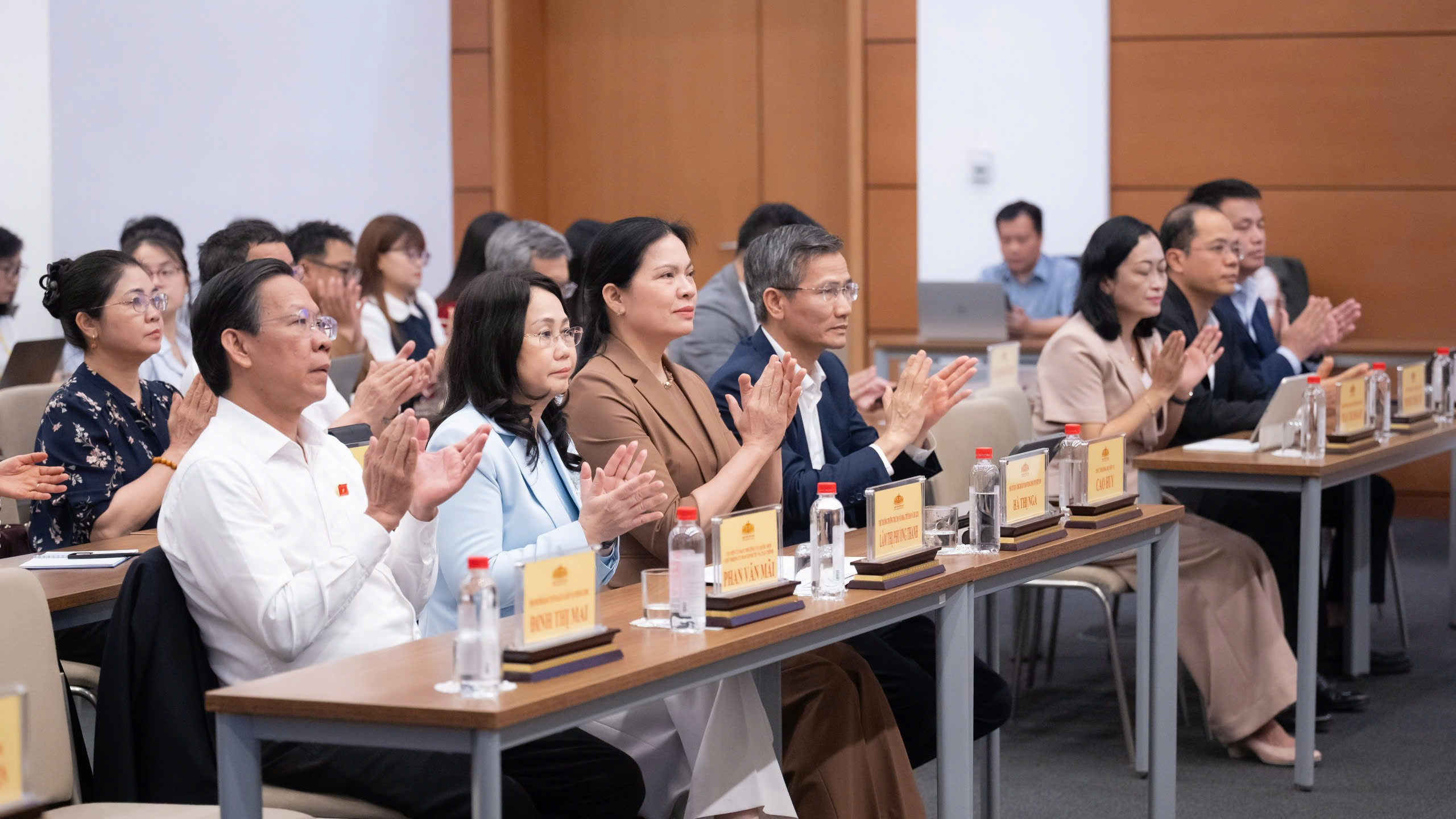 Những con số đáng chú ý về kết quả bầu cử đại biểu Quốc hội khoá XVI- Ảnh 2. Những con số đáng chú ý về kết quả bầu cử đại biểu Quốc hội khoá XVI- Ảnh 2.