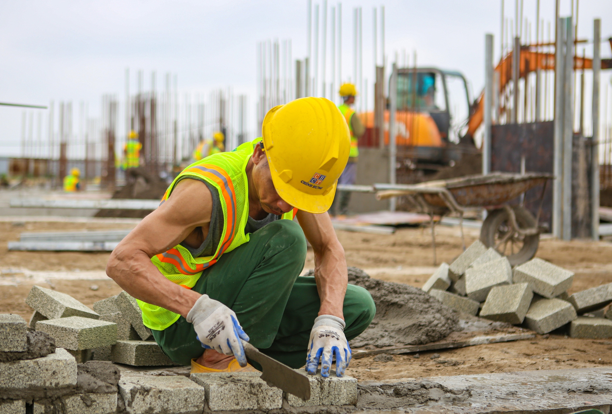 Chạy đua tiến độ trên công trường dự án nhà ở xã hội gần 700 tỷ đồng ở Hưng Yên- Ảnh 13. Chạy đua tiến độ trên công trường dự án nhà ở xã hội gần 700 tỷ đồng ở Hưng Yên- Ảnh 13.