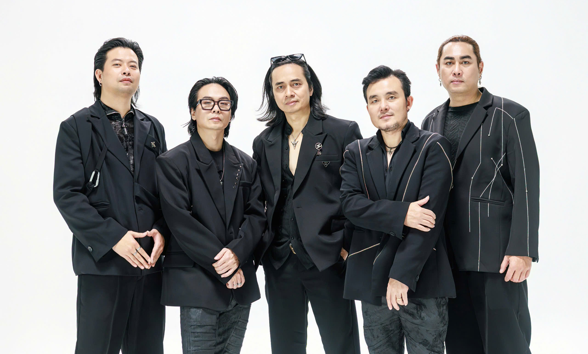 Guitarist Trần Tuấn H&ugrave;ng:  &ldquo;Chất&rdquo; của Bức Tường 
l&agrave; sự ch&acirc;n th&agrave;nh- Ảnh 4.