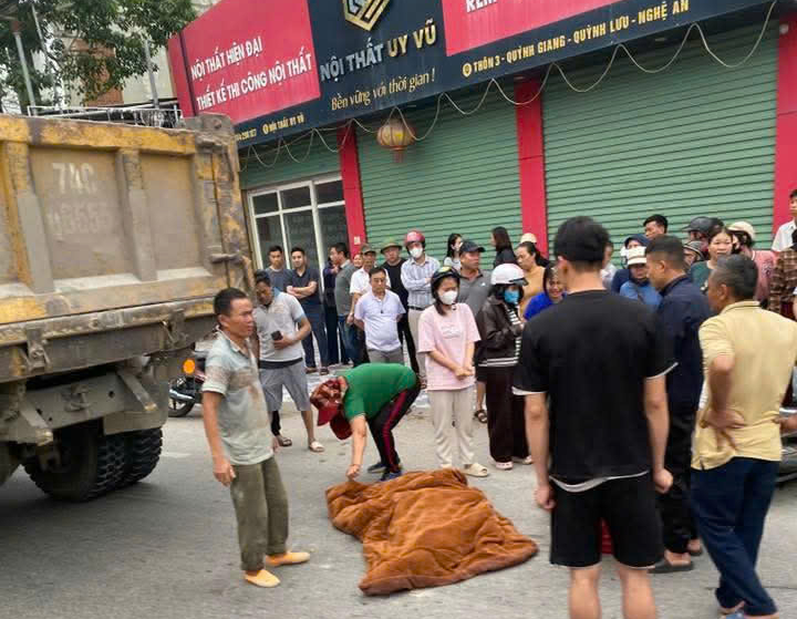 Tai nạn với xe tải tr&ecirc;n đường đi học về, nữ sinh lớp 8 tử vong- Ảnh 1.