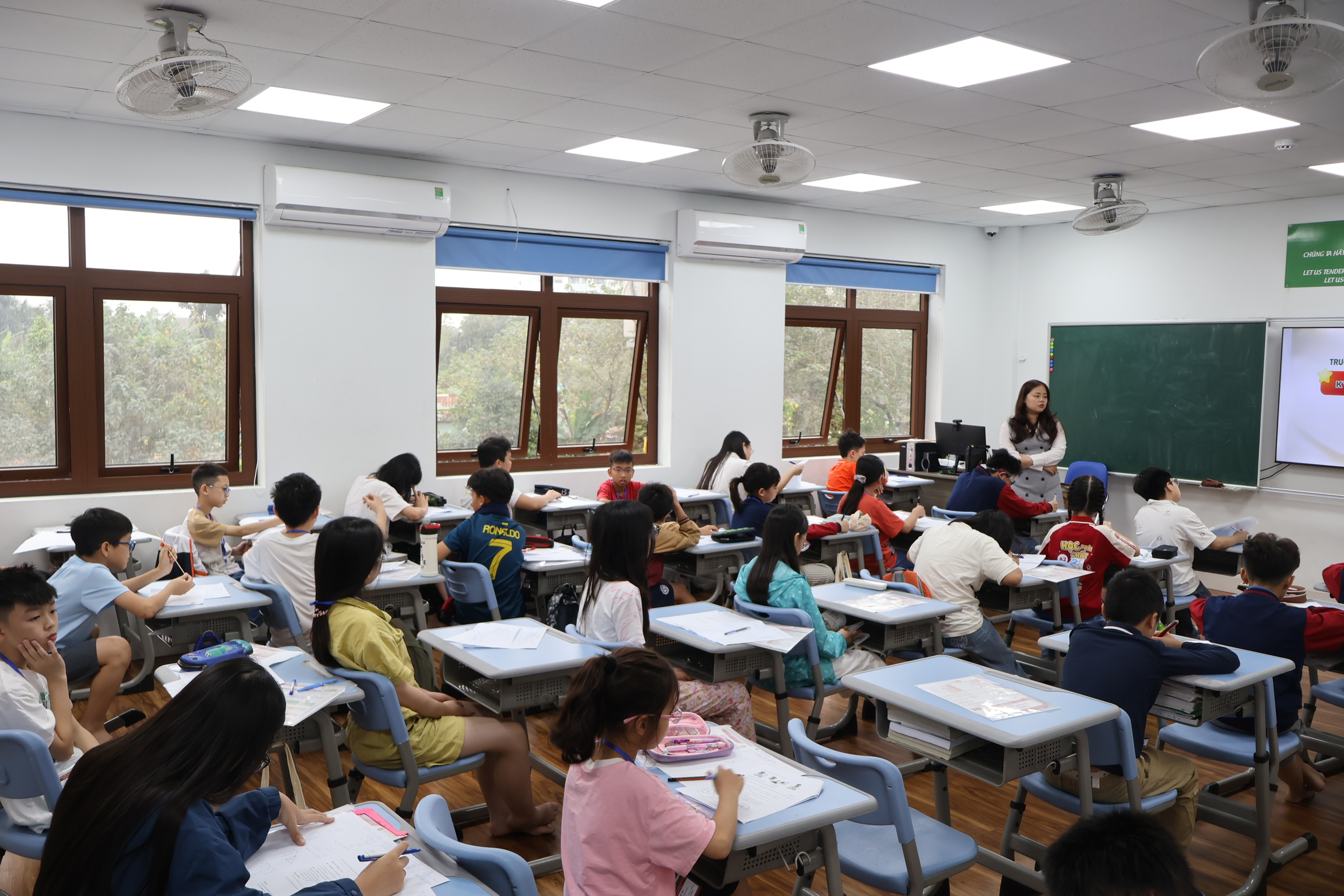 Học vì yêu thích, không vì sợ hãi: Khi cha mẹ đồng hành đúng cách- Ảnh 7. Học vì yêu thích, không vì sợ hãi: Khi cha mẹ đồng hành đúng cách- Ảnh 7.