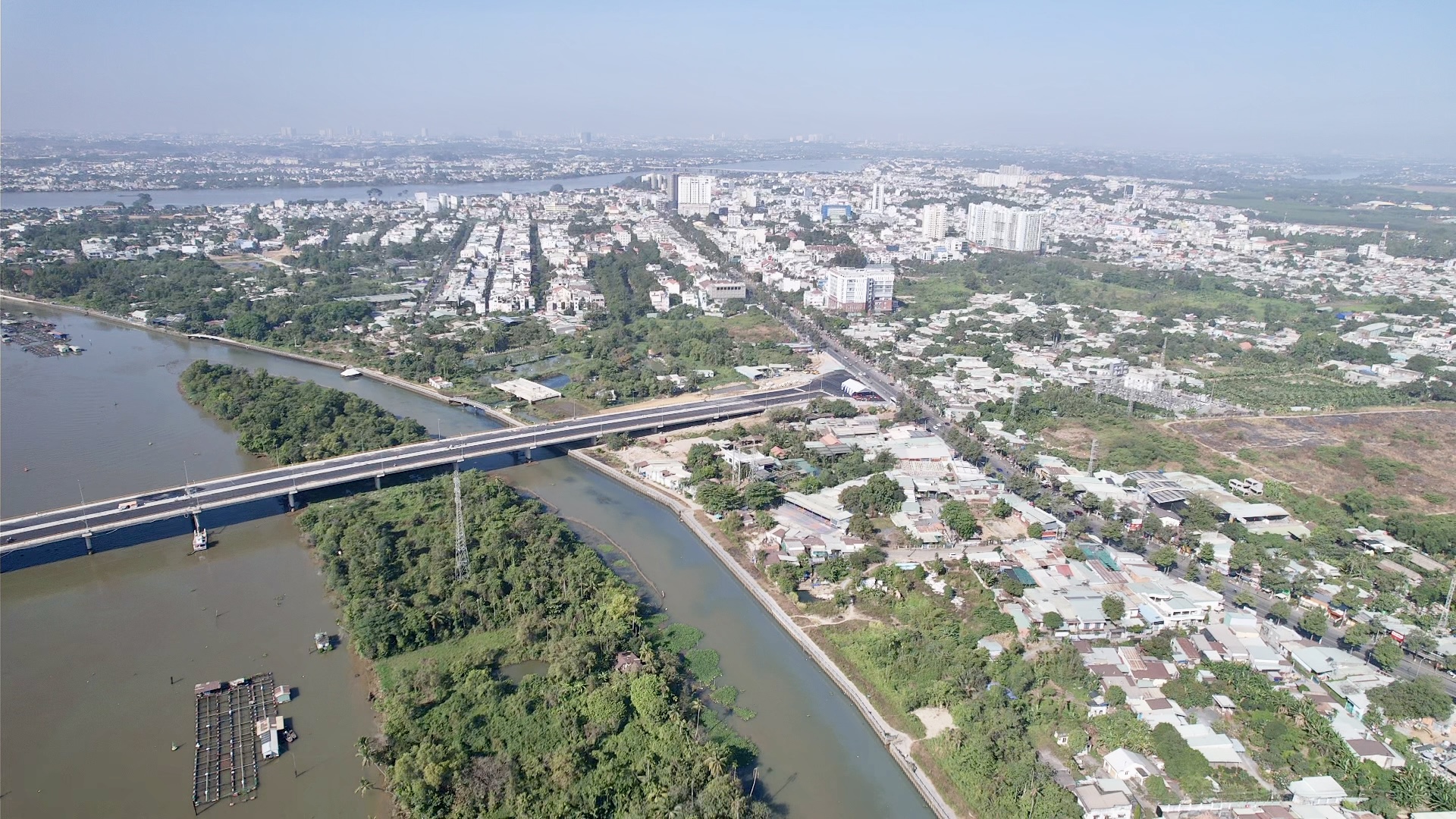 Đồng Nai “vẽ” lại bản đồ đô thị loại II, III và định hình tiêu chí phát triển từng khu vực- Ảnh 2. Đồng Nai “vẽ” lại bản đồ đô thị loại II, III và định hình tiêu chí phát triển từng khu vực- Ảnh 2.