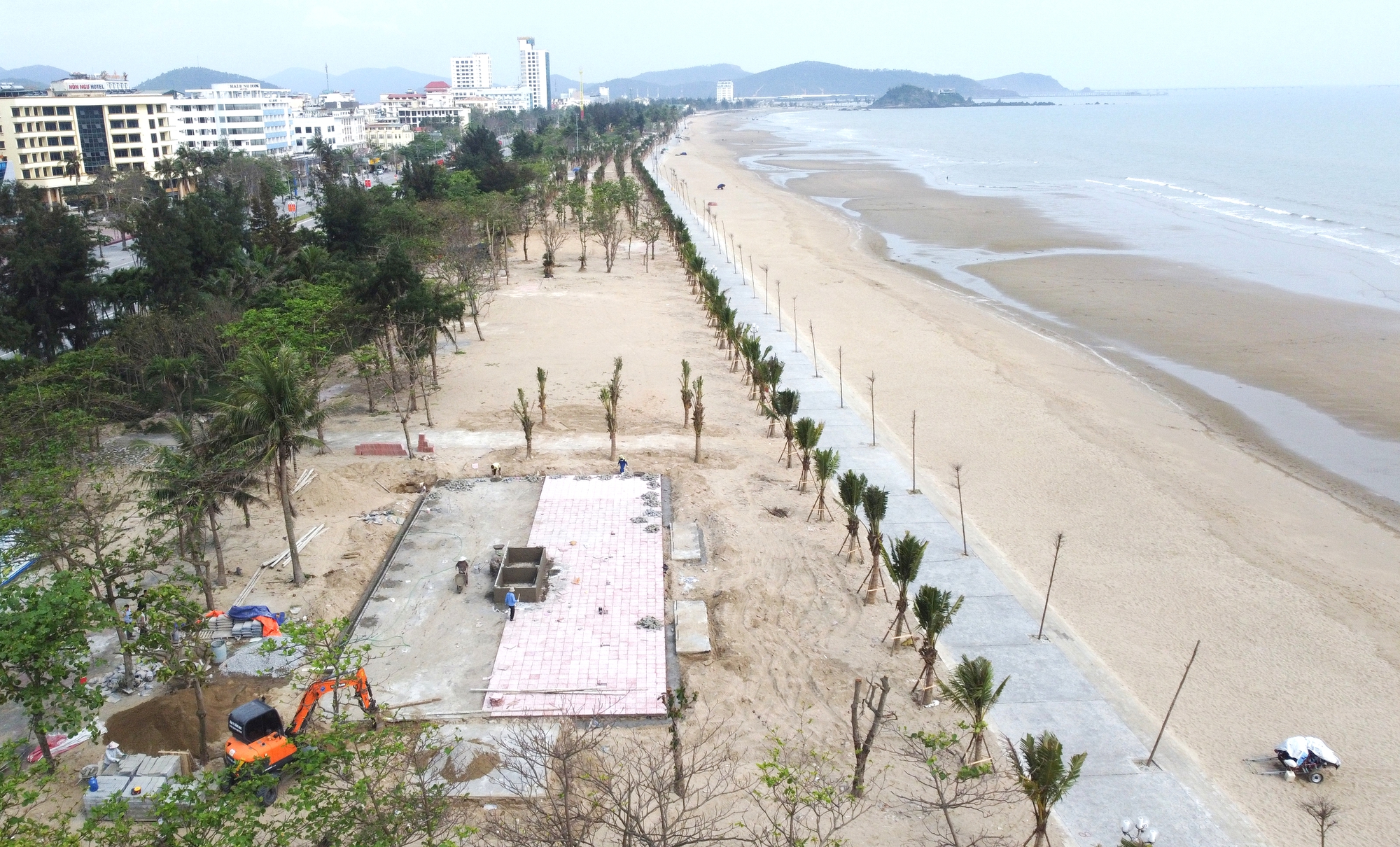 Nghệ An - H&agrave; Tĩnh l&agrave;m mới diện mạo biển, sẵn s&agrave;ng "bứt tốc" m&ugrave;a du lịch 2026- Ảnh 2.