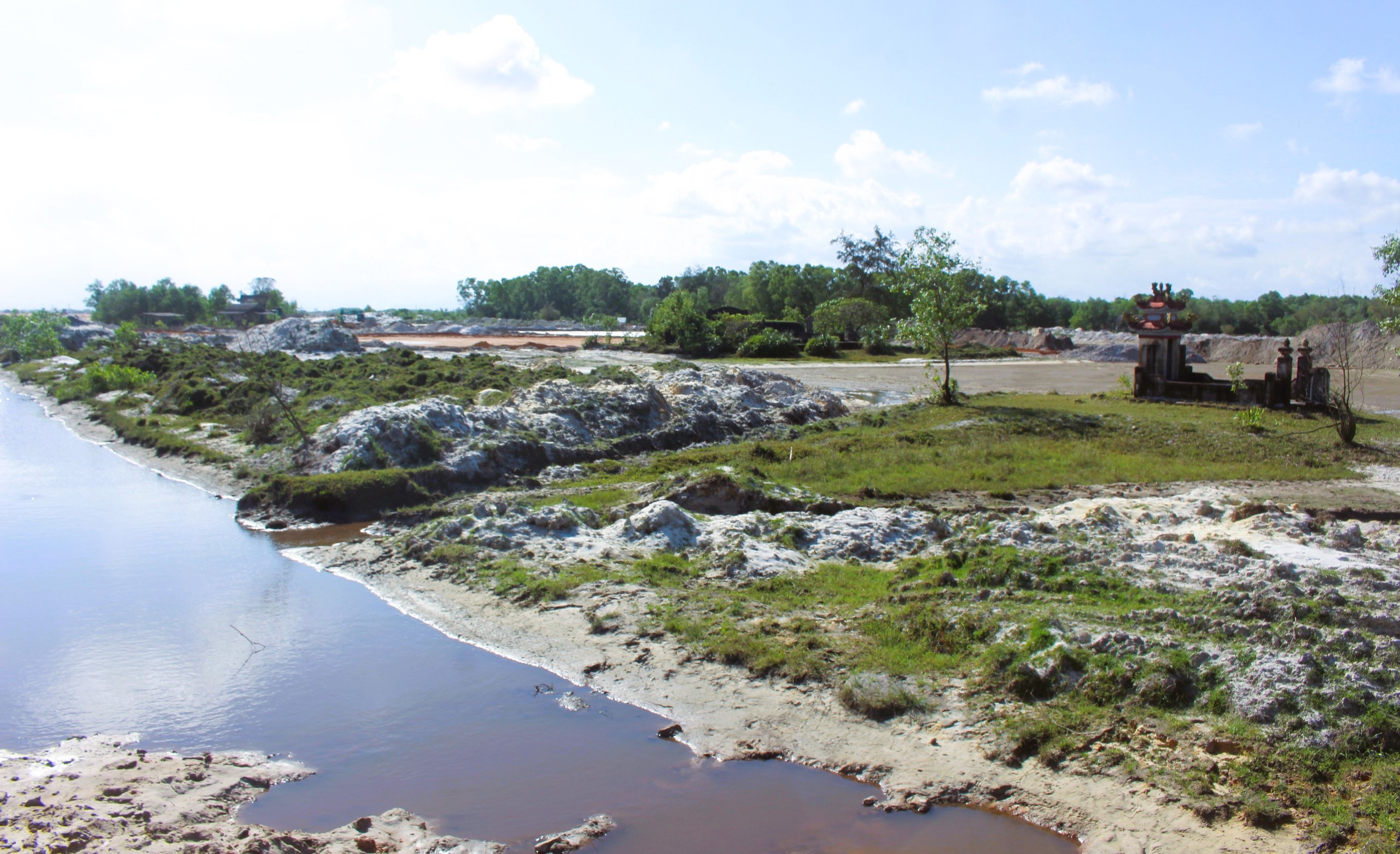 Dự &aacute;n Cảng h&agrave;ng kh&ocirc;ng Quảng Trị: B&agrave;n giao gần 20ha mặt bằng c&ograve;n lại trong th&aacute;ng 3- Ảnh 2.