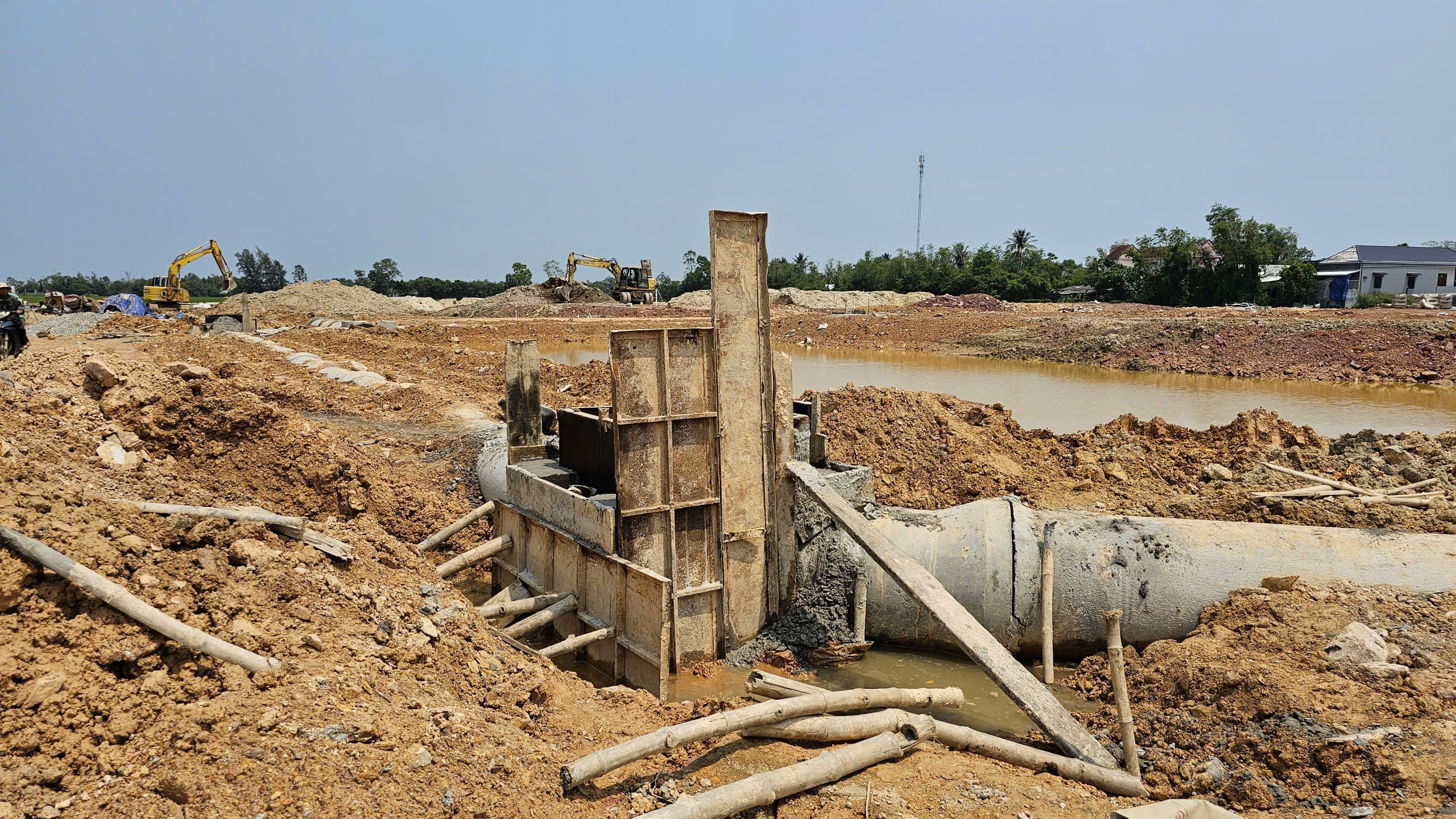 Huế: Đẩy nhanh tiến độ c&aacute;c khu t&aacute;i định cư phục vụ dự &aacute;n đường sắt tốc độ cao- Ảnh 3.