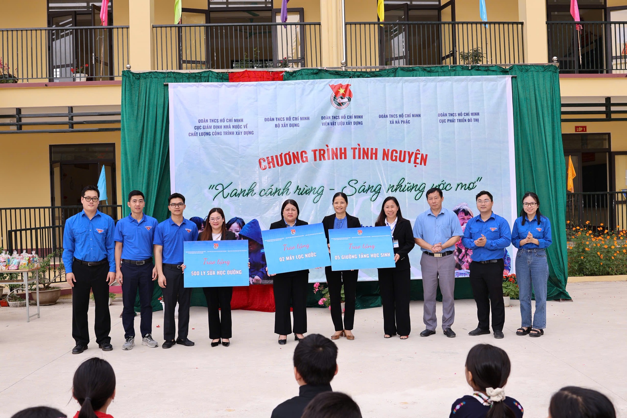 Tuổi trẻ Bộ X&acirc;y dựng chung tay &ldquo;Xanh c&aacute;nh rừng - s&aacute;ng những ước mơ&rdquo;- Ảnh 4.