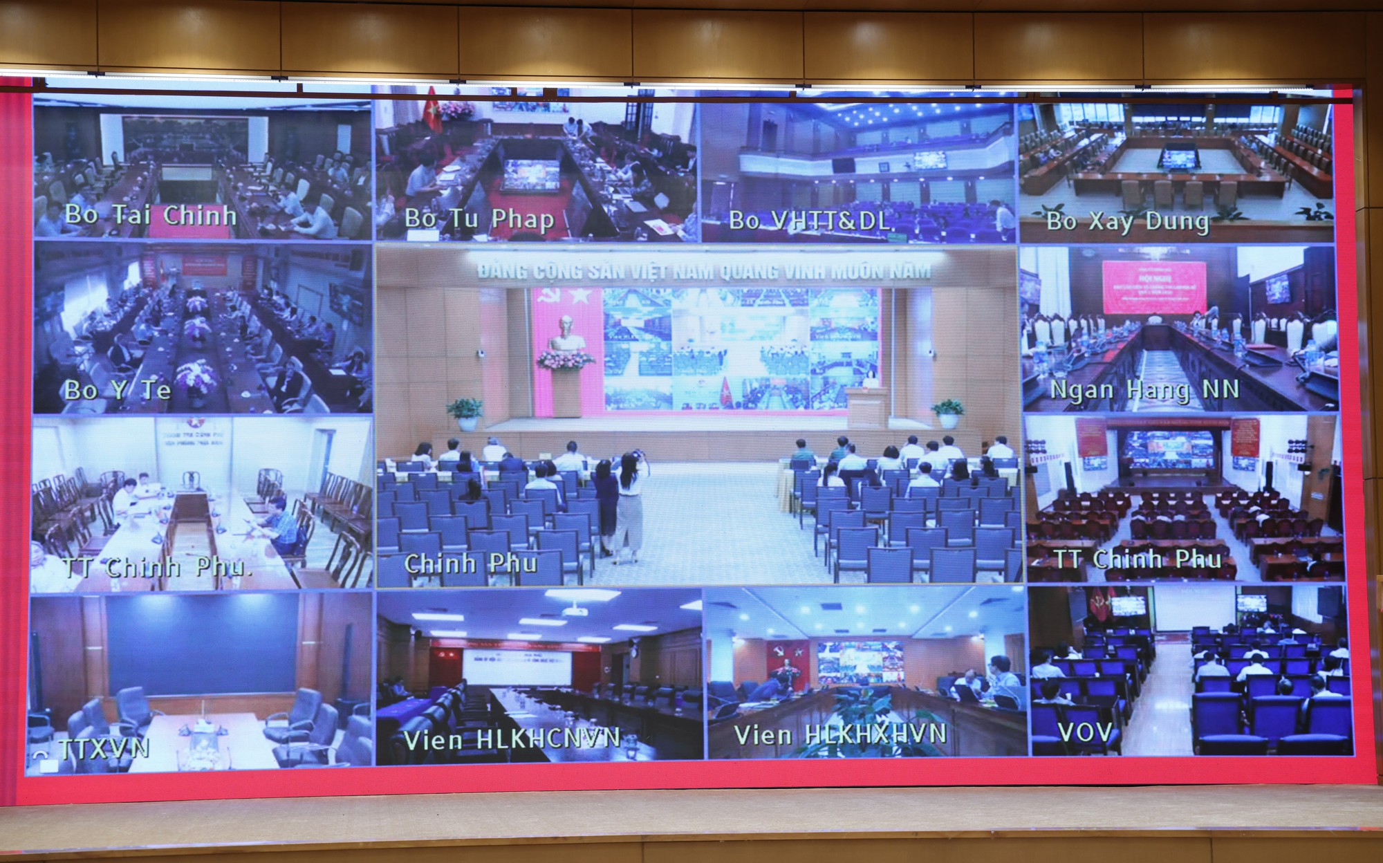 Đảng ủy Ch&iacute;nh phủ ph&aacute;t động "Cuộc thi ch&iacute;nh luận về bảo vệ nền tảng tư tưởng của Đảng"- Ảnh 5.