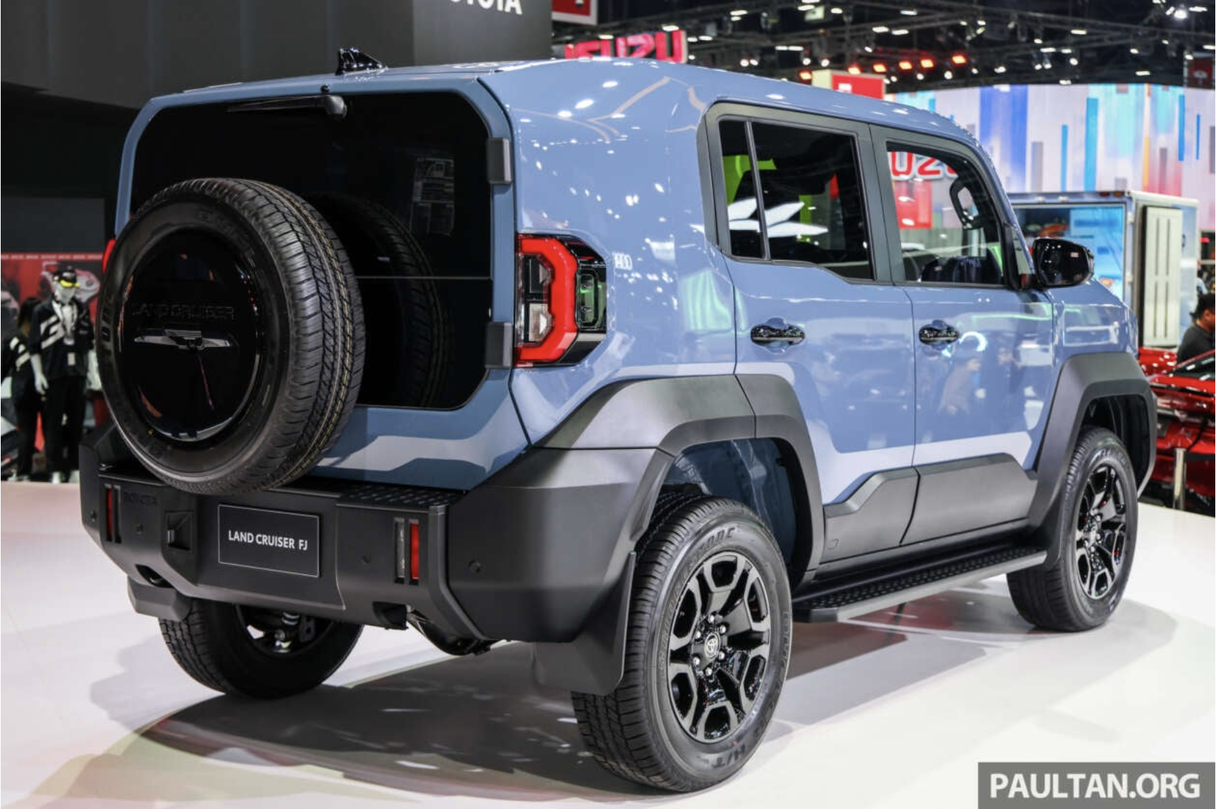 Xem trước Toyota Land Cruiser FJ sắp ra mắt tại Việt Nam- Ảnh 2.