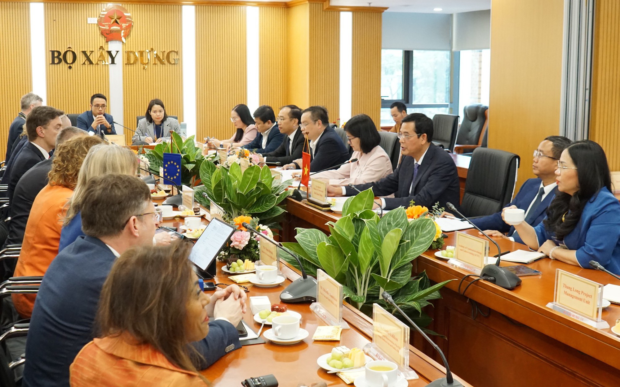 EU sẵn s&agrave;ng hỗ trợ Việt Nam thực hiện mục ti&ecirc;u ph&aacute;t triển hạ tầng xanh, bền vững - Ảnh 5.